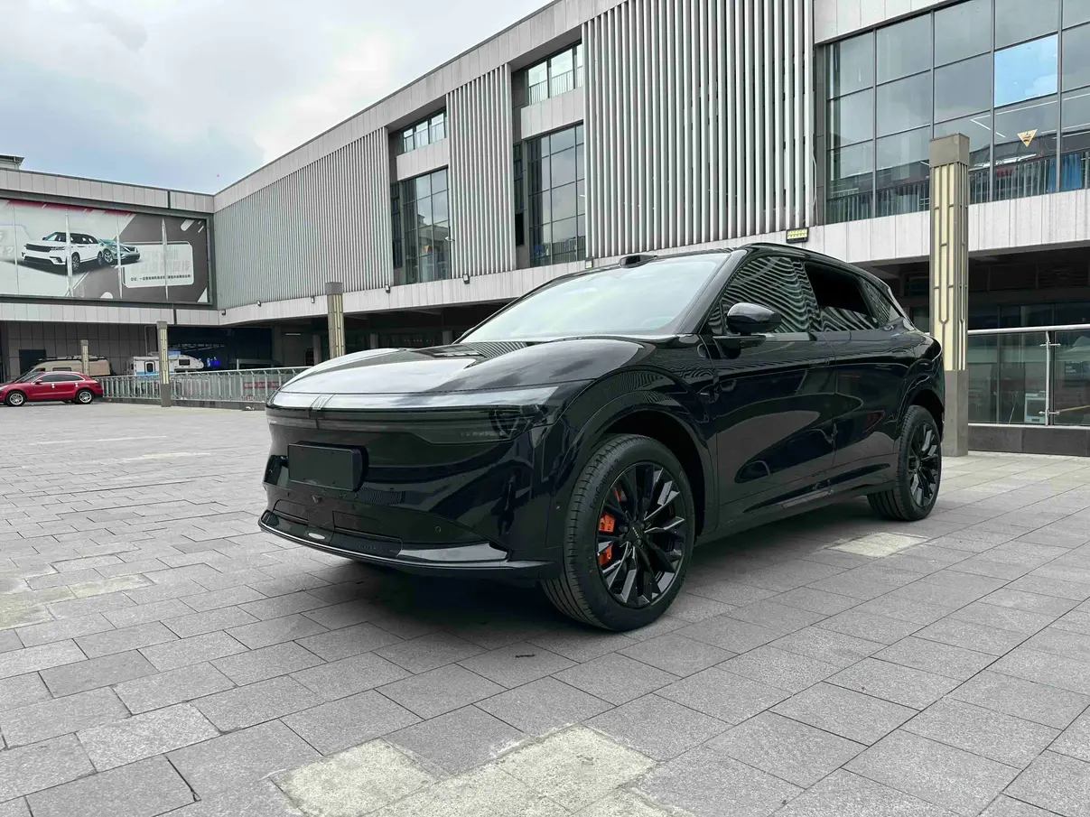 ZEEKR 7X  из Китая