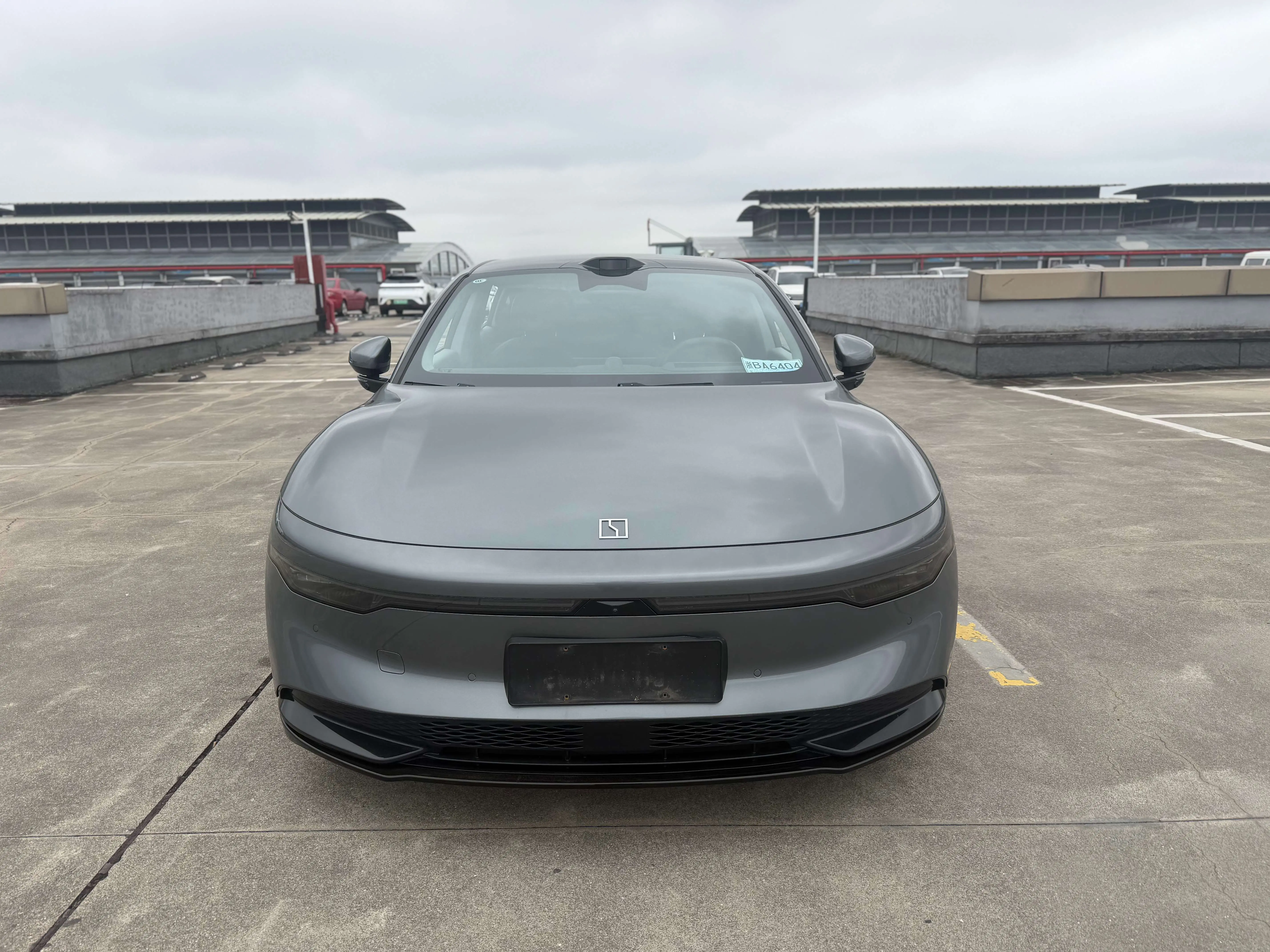 ZEEKR 007  из Китая