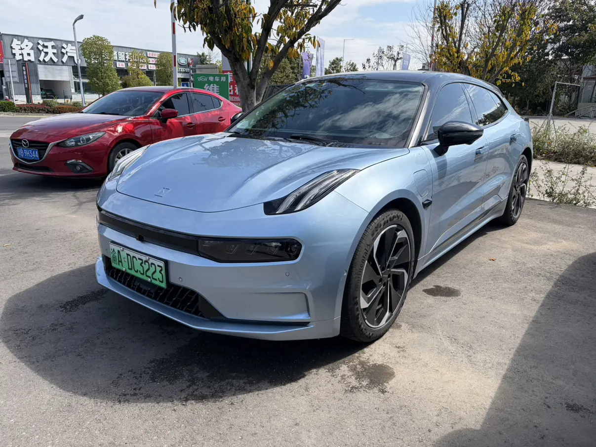 ZEEKR 001  из Китая