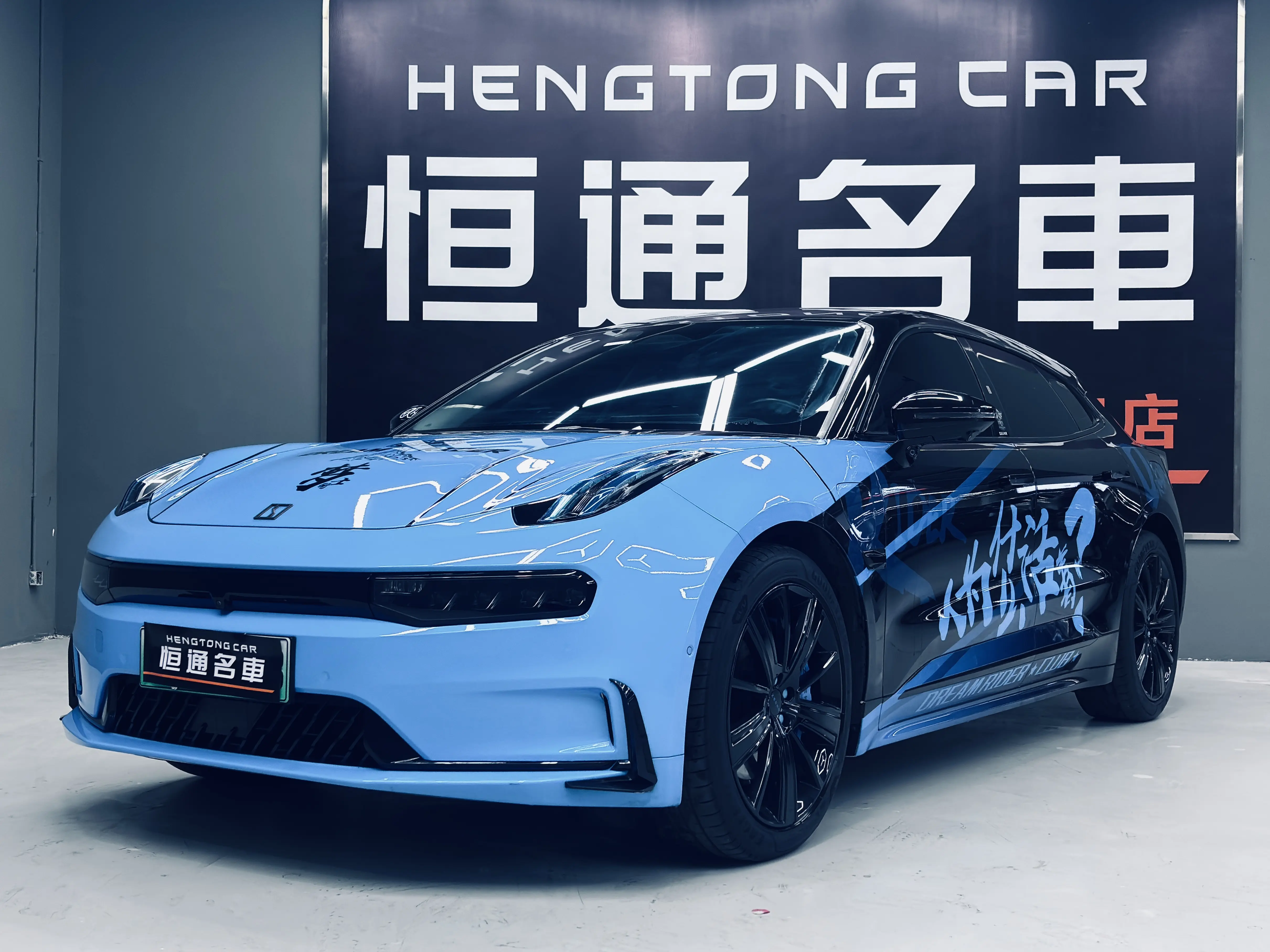 ZEEKR 001  из Китая