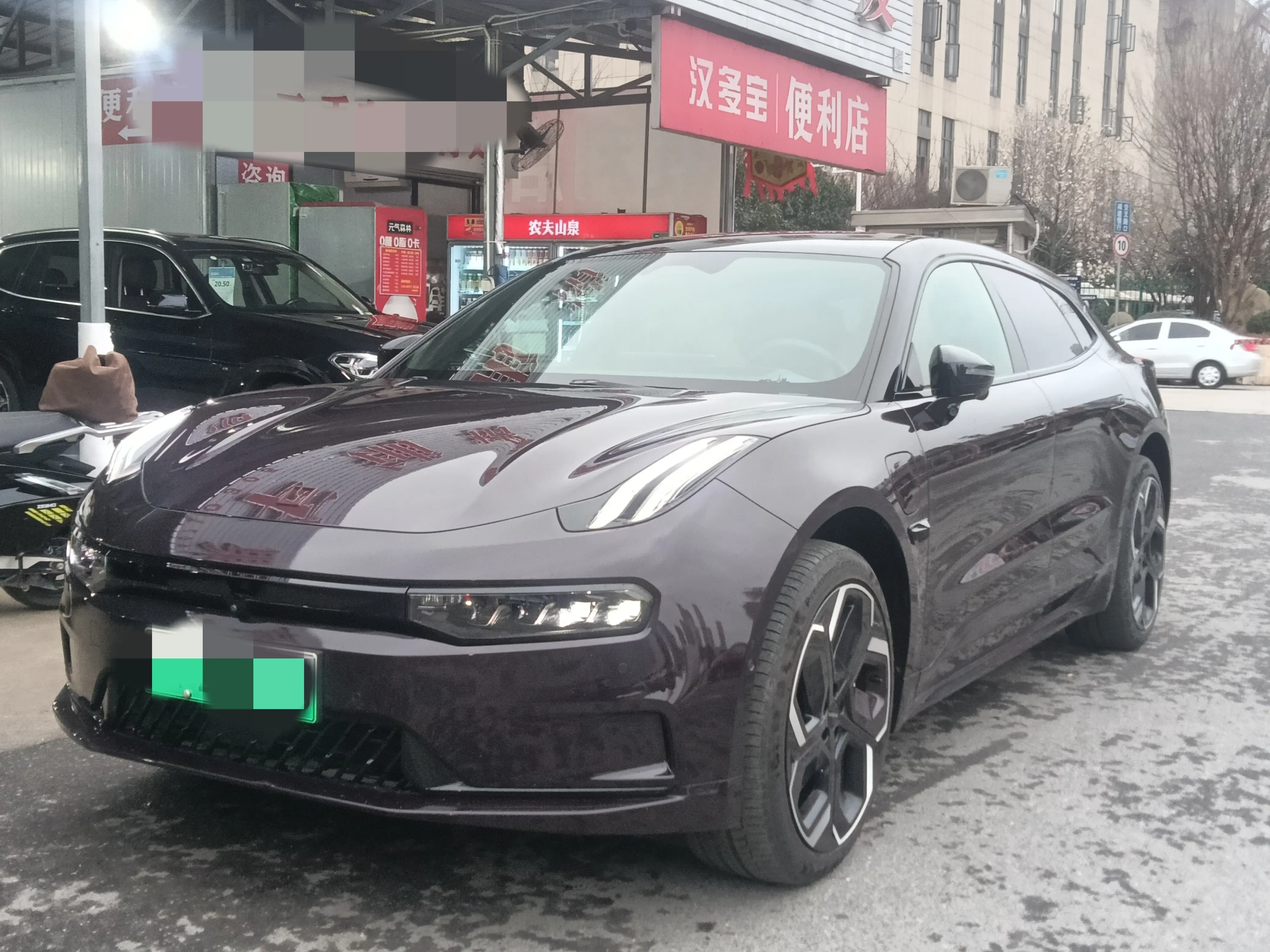 ZEEKR 001  из Китая