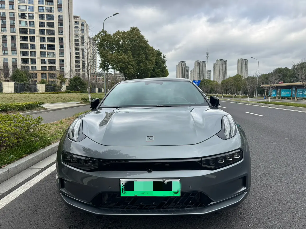 ZEEKR 001  из Китая