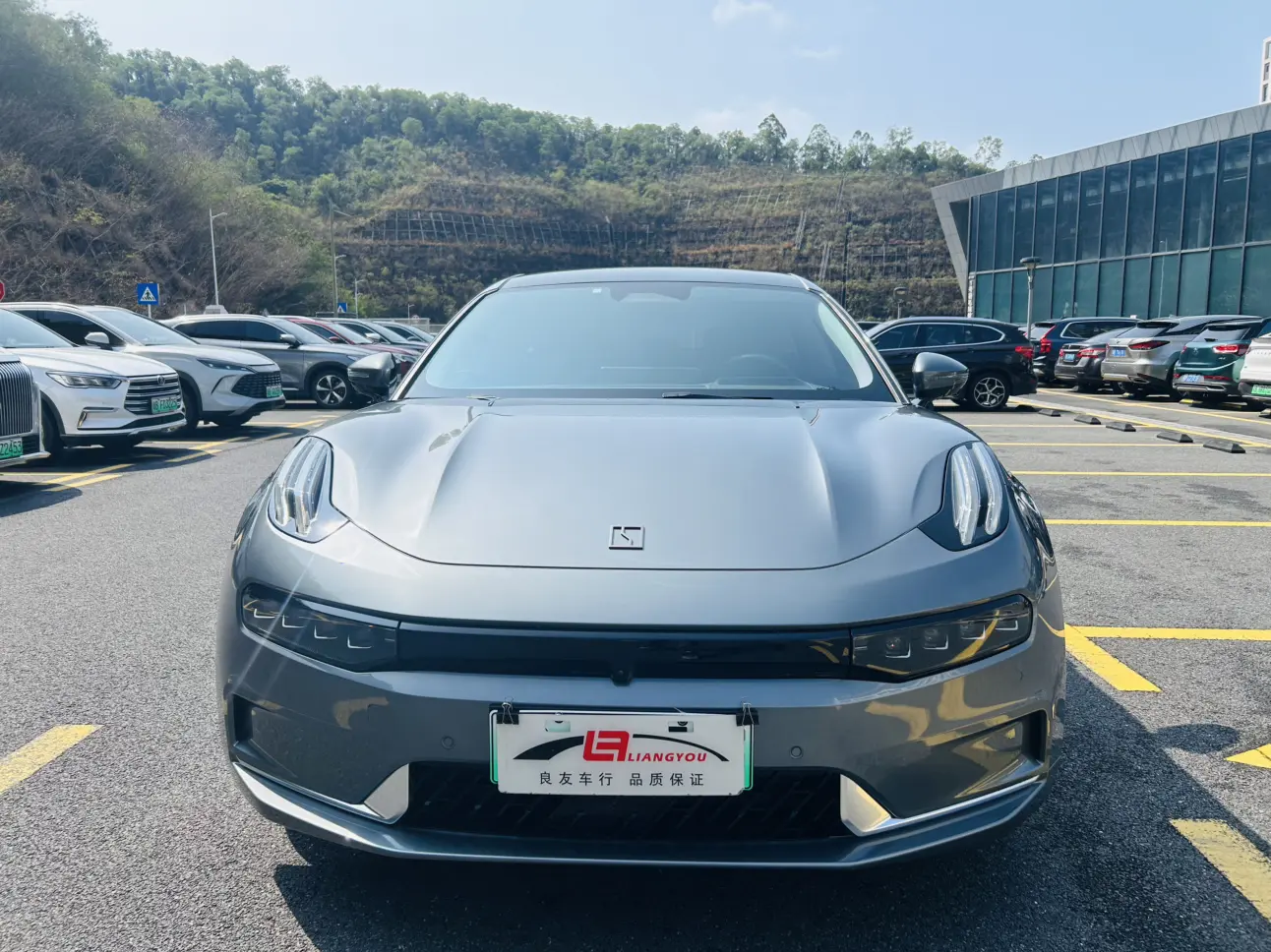 ZEEKR 001  из Китая