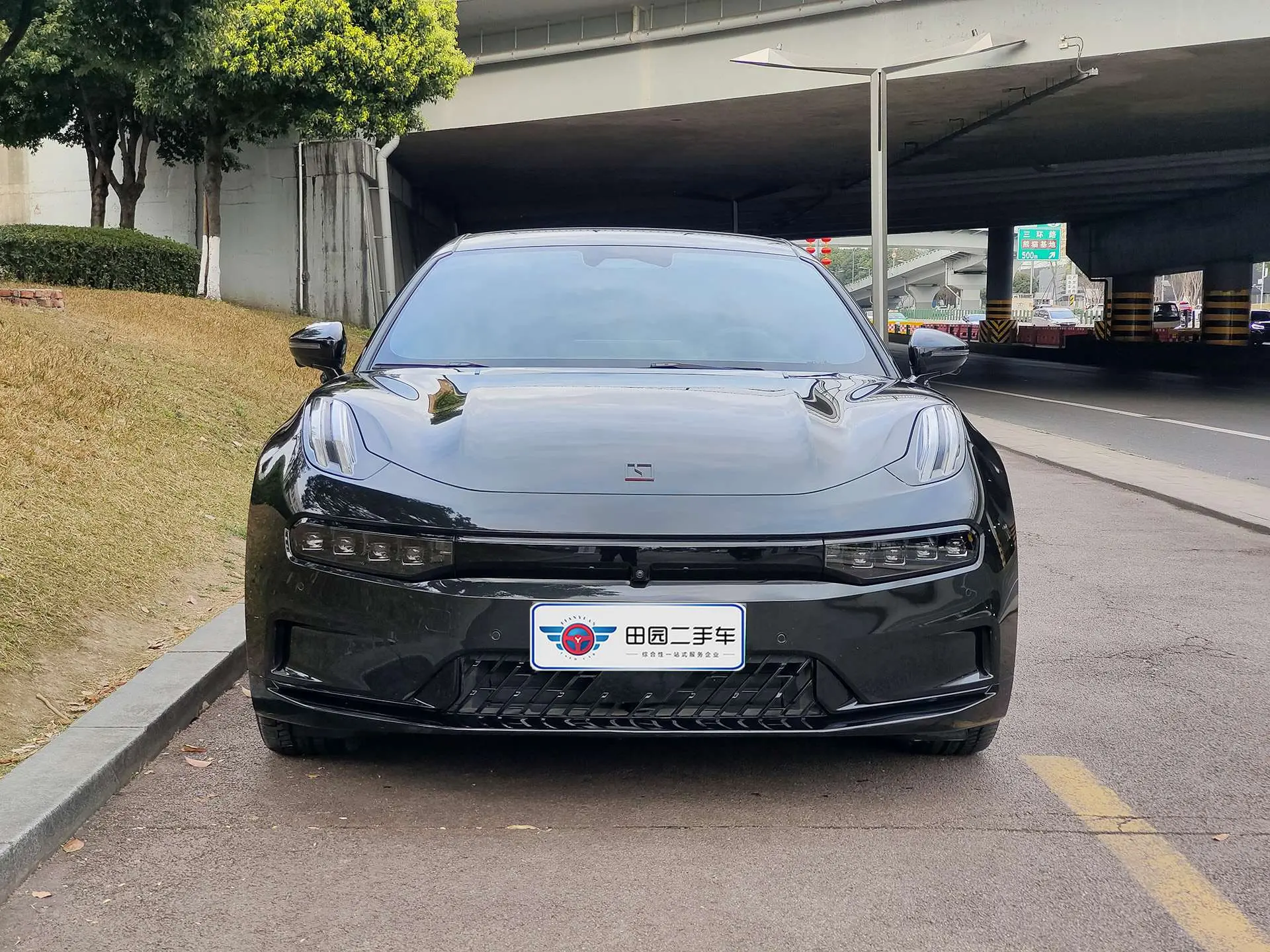 ZEEKR 001  из Китая