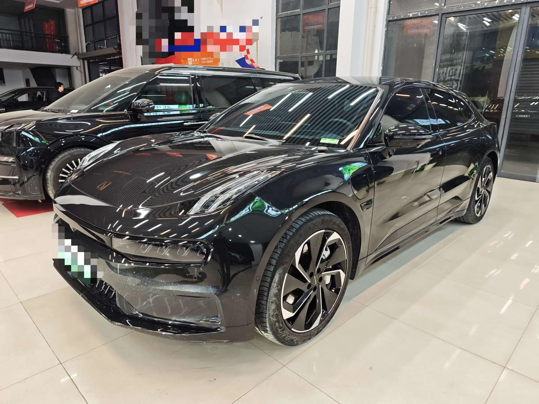 ZEEKR 001  из Китая