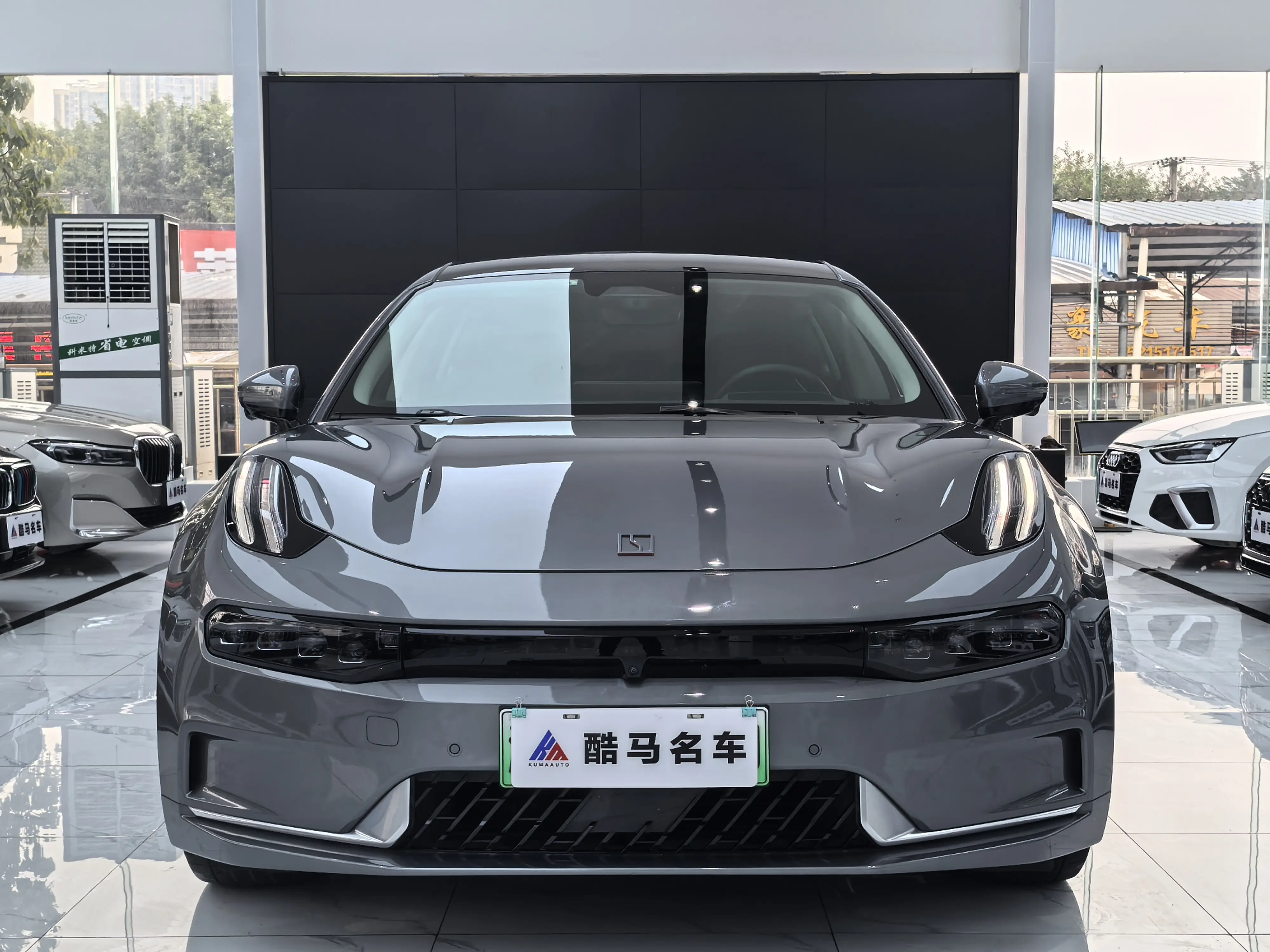 ZEEKR 001  из Китая