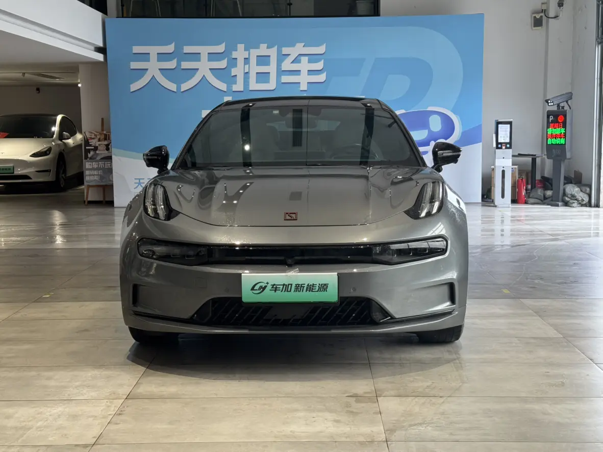 ZEEKR 001  из Китая