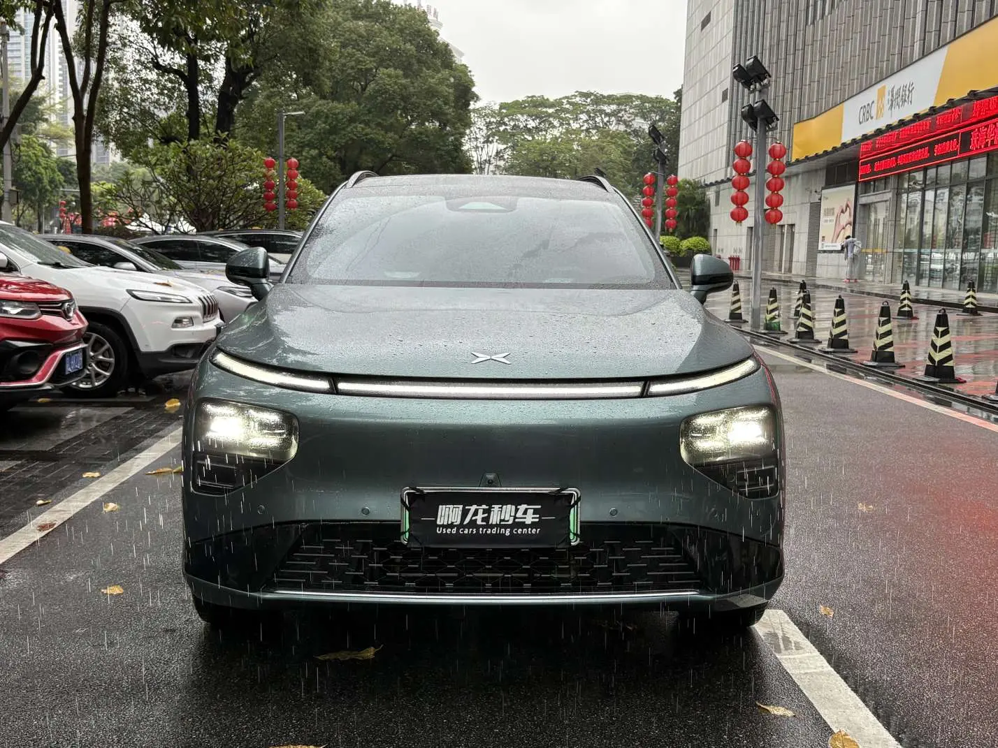 Xpeng G9  из Китая