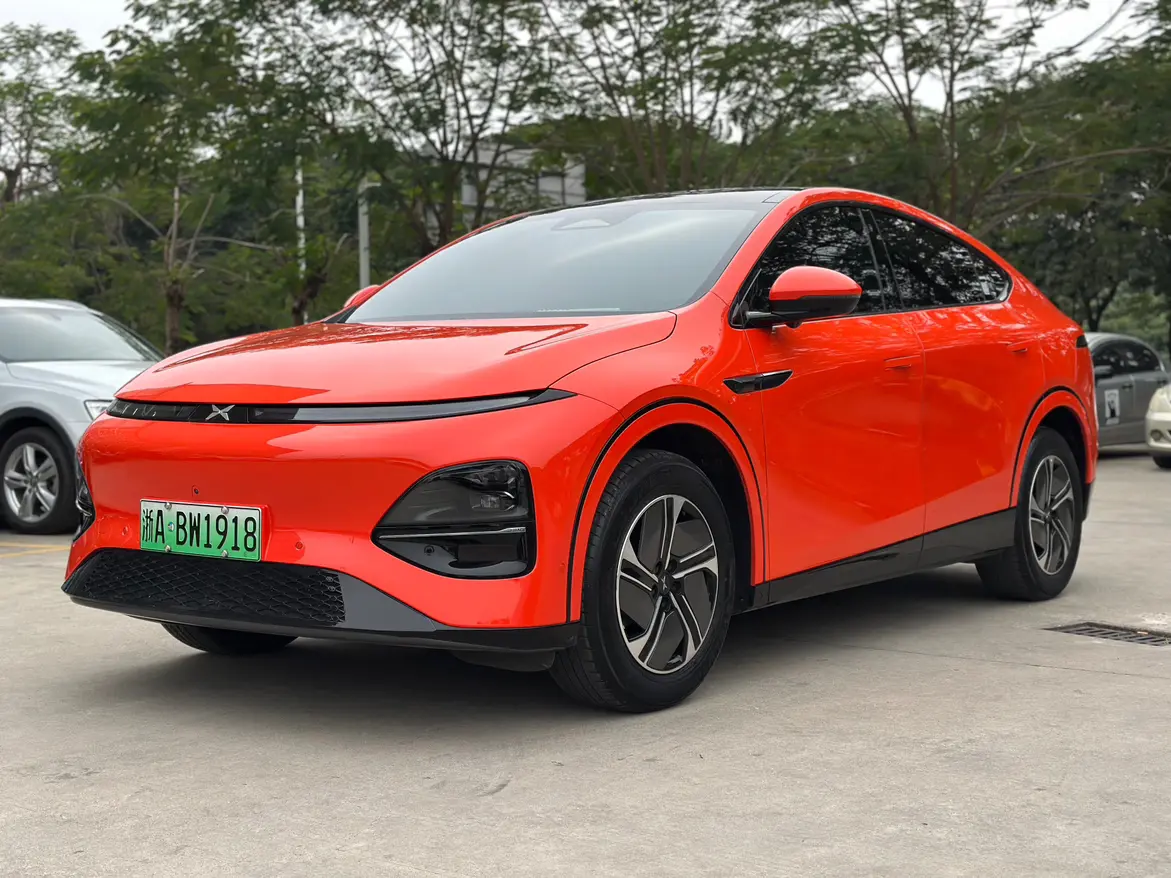 Xpeng G6  из Китая