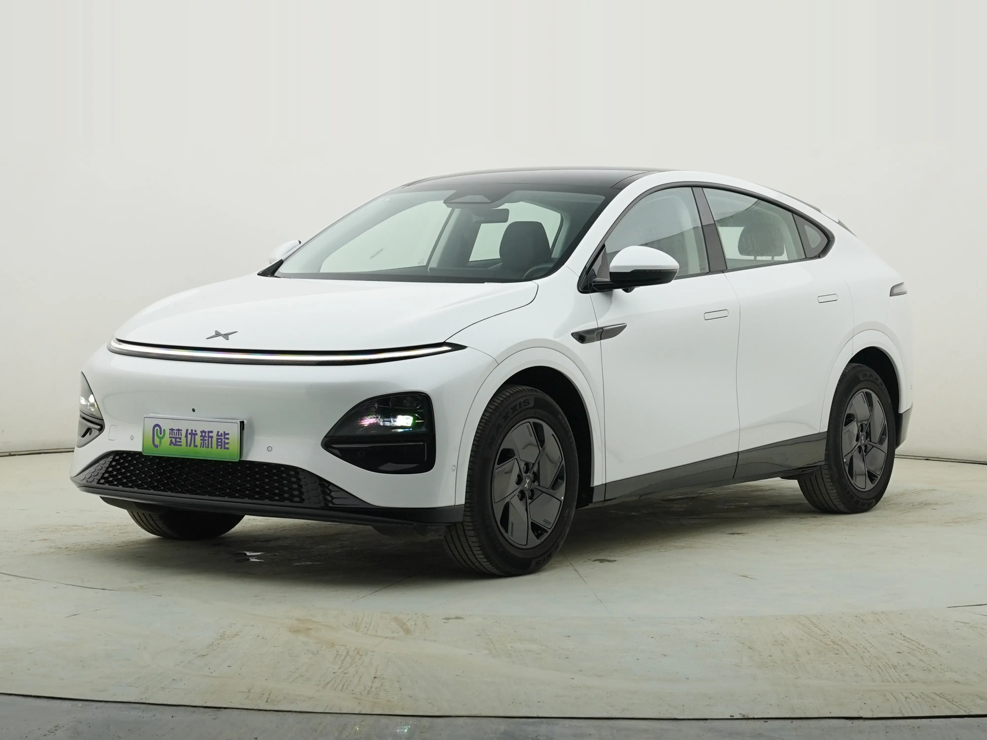 Xpeng G6  из Китая