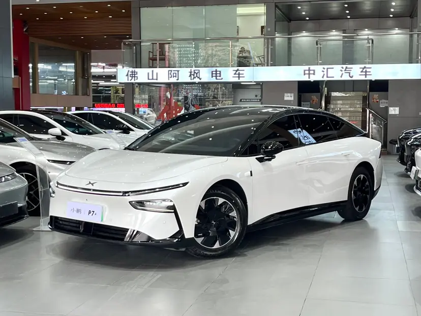 Xpeng P7+  из Китая