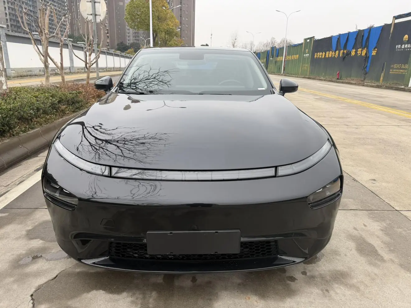 Xpeng P7  из Китая