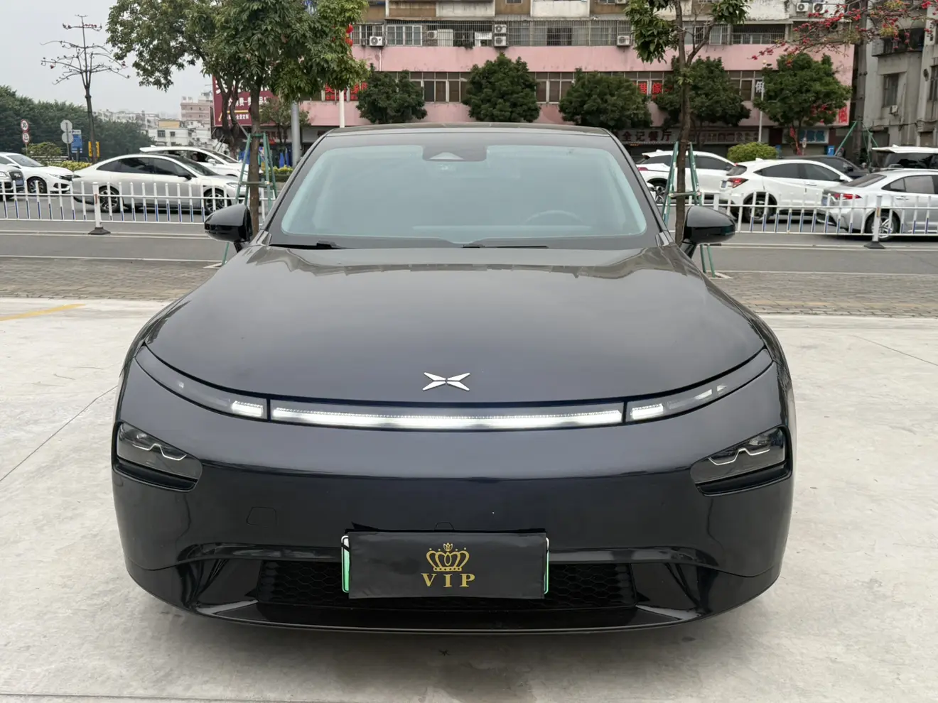 Xpeng P7  из Китая