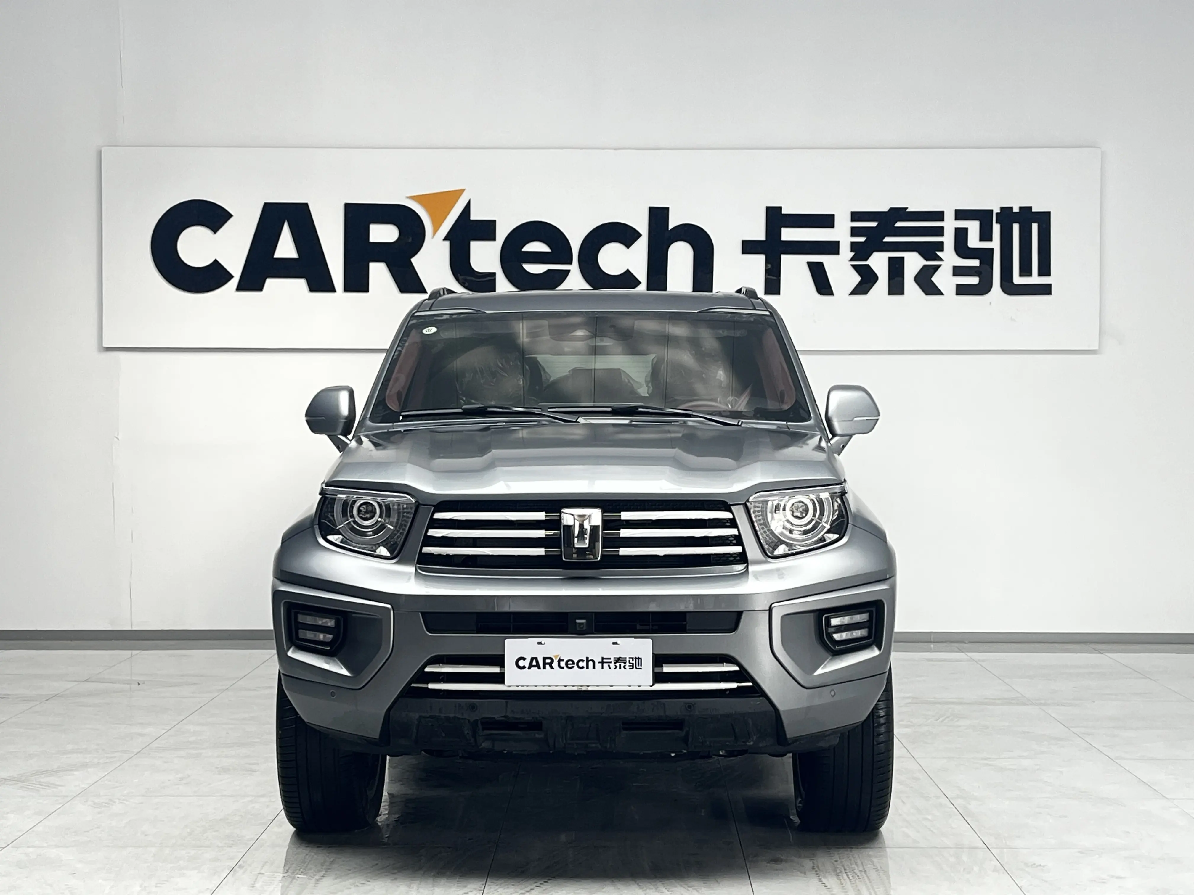 Tank 700 Hi4-T  из Китая