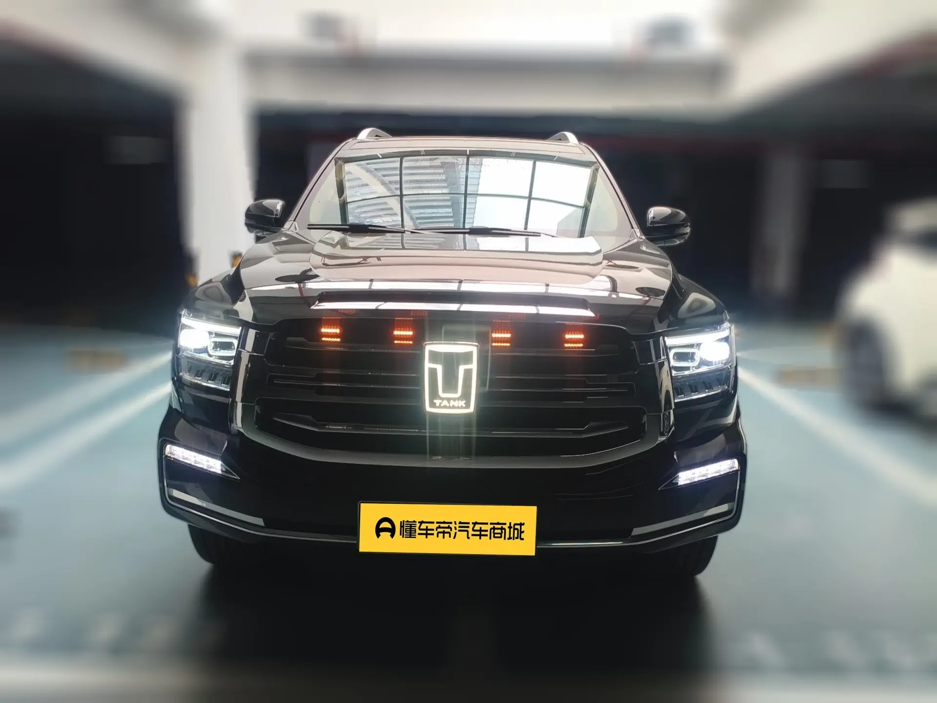 Tank 500 Hi4-T  из Китая