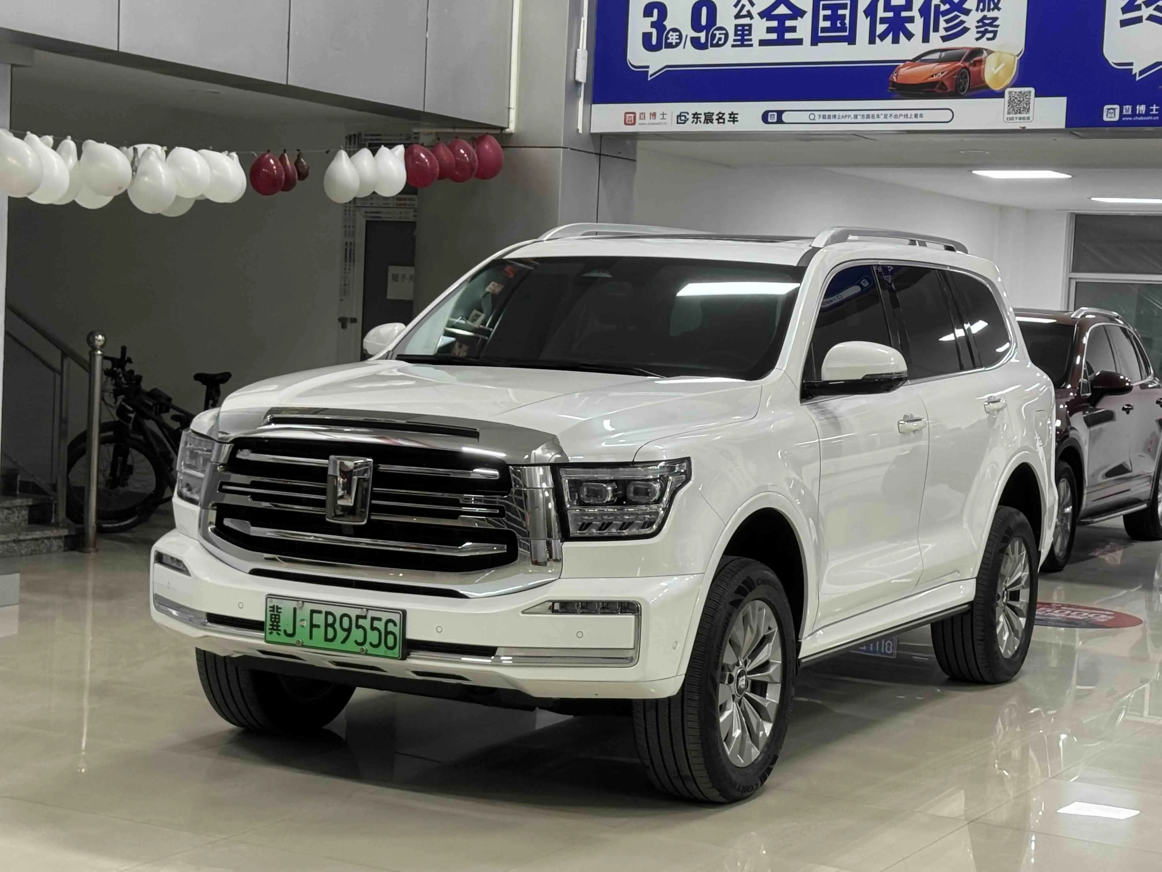 Tank 500 Hi4-T  из Китая