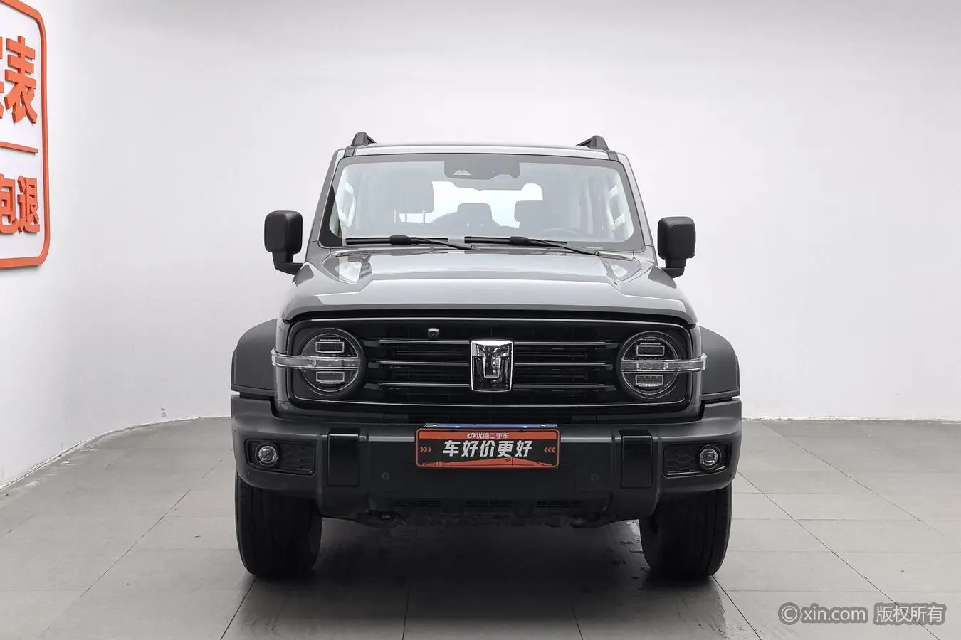 Tank 300  из Китая