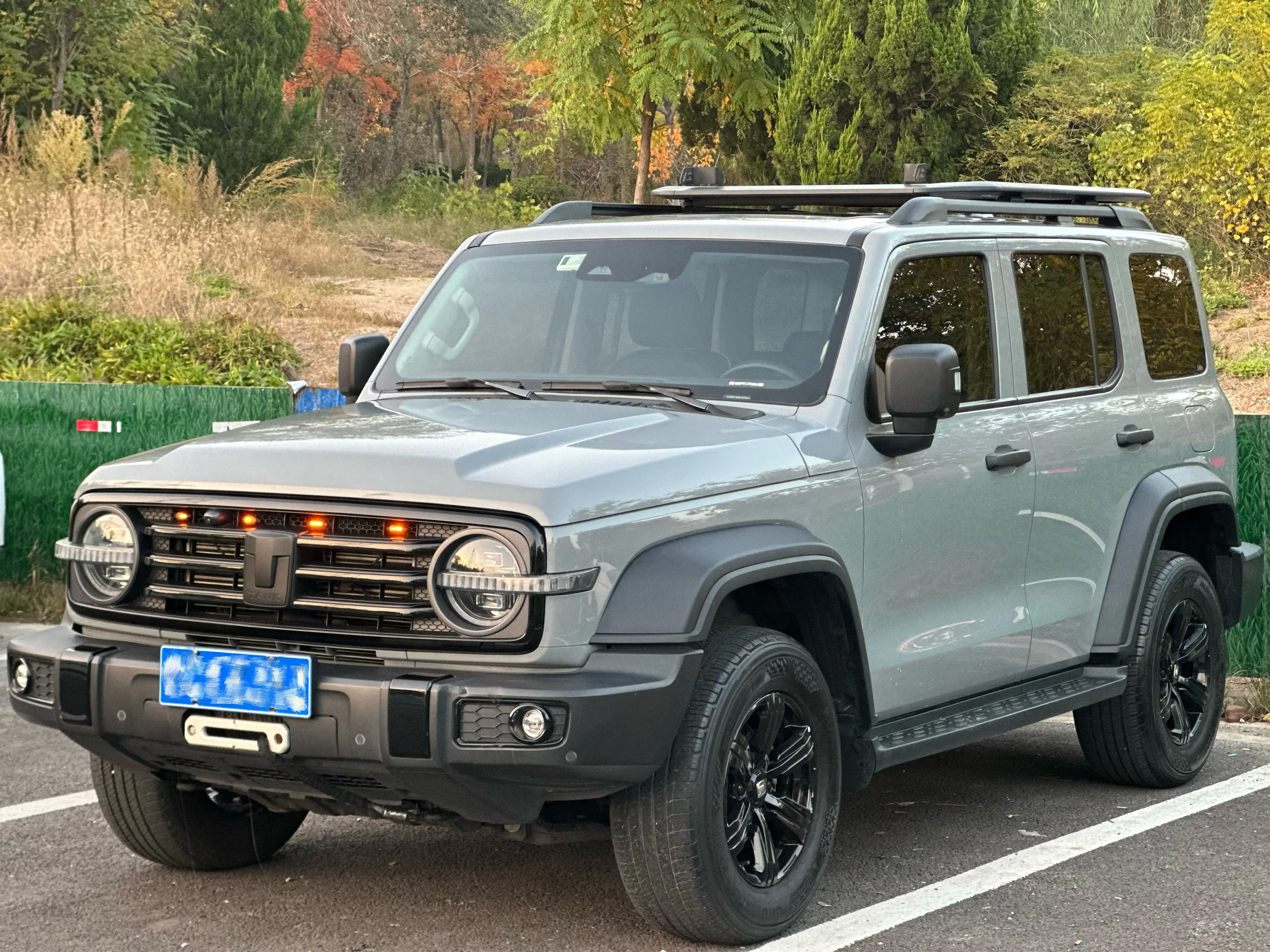 Tank 300  из Китая