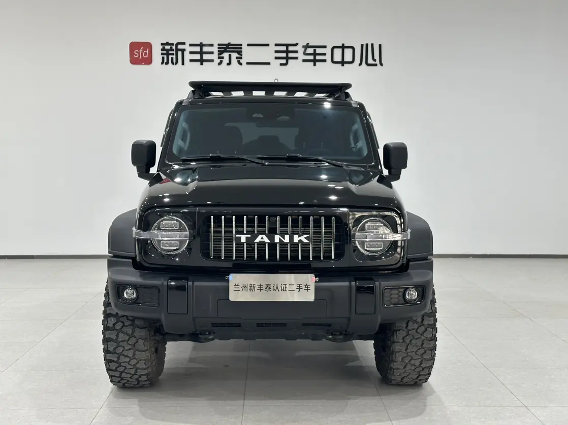 Tank 300  из Китая