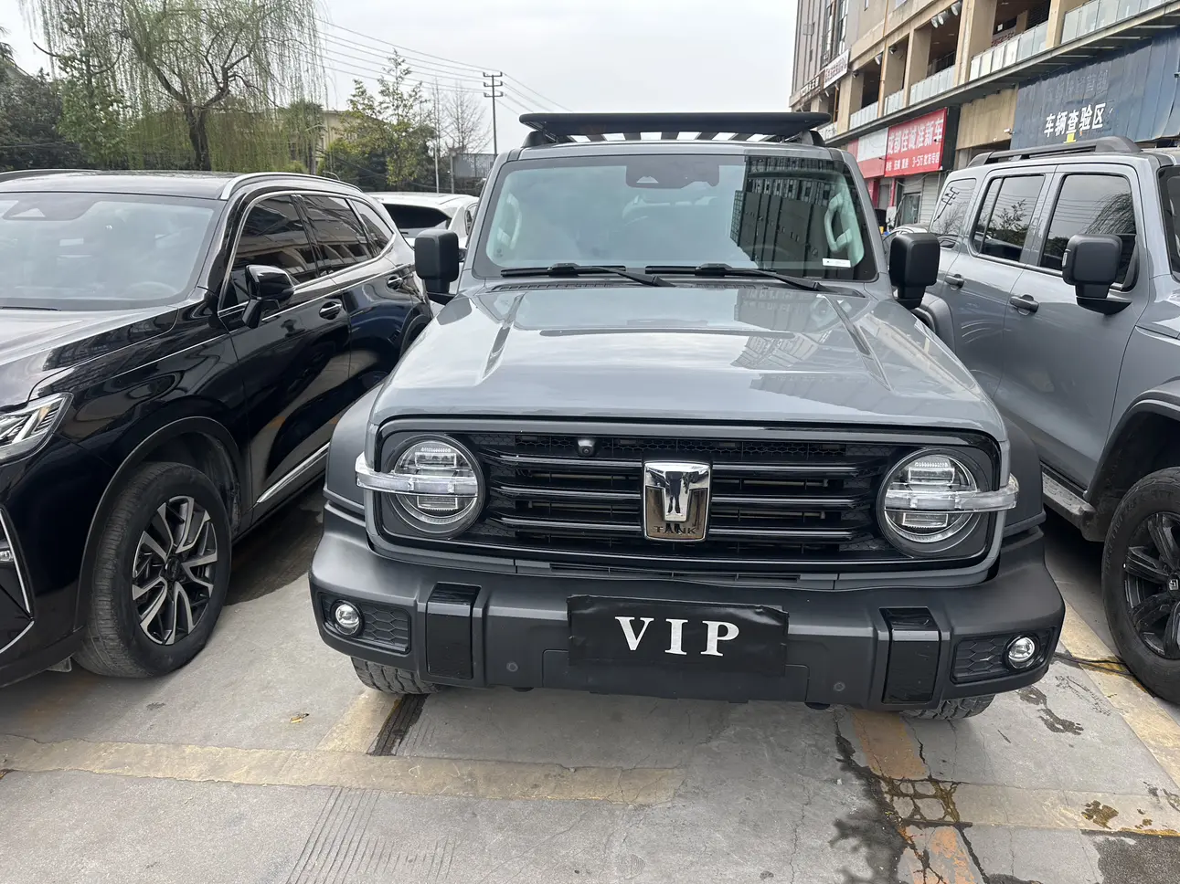 Tank 300  из Китая