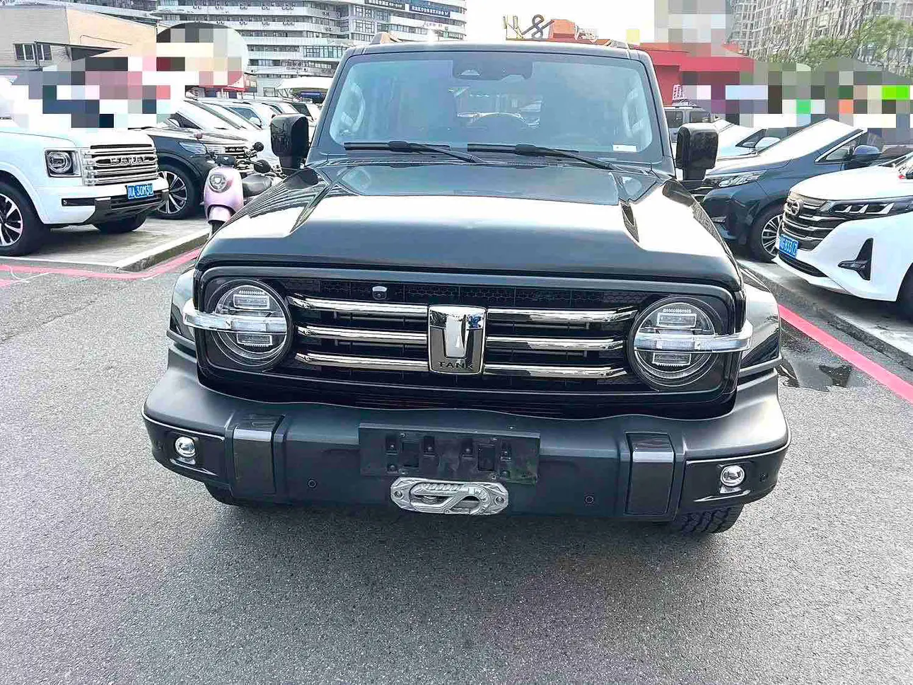 Tank 300  из Китая