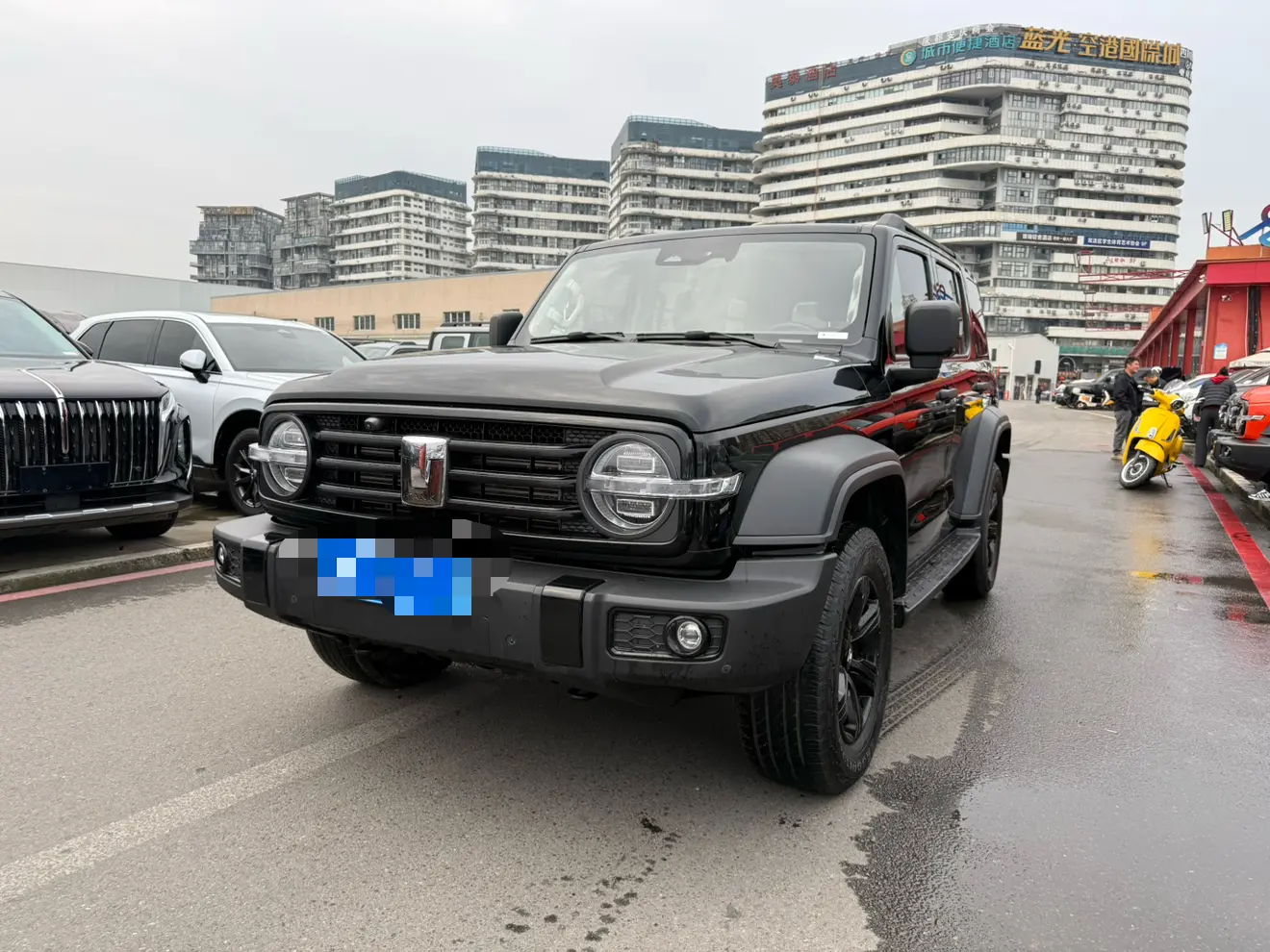 Tank 300  из Китая