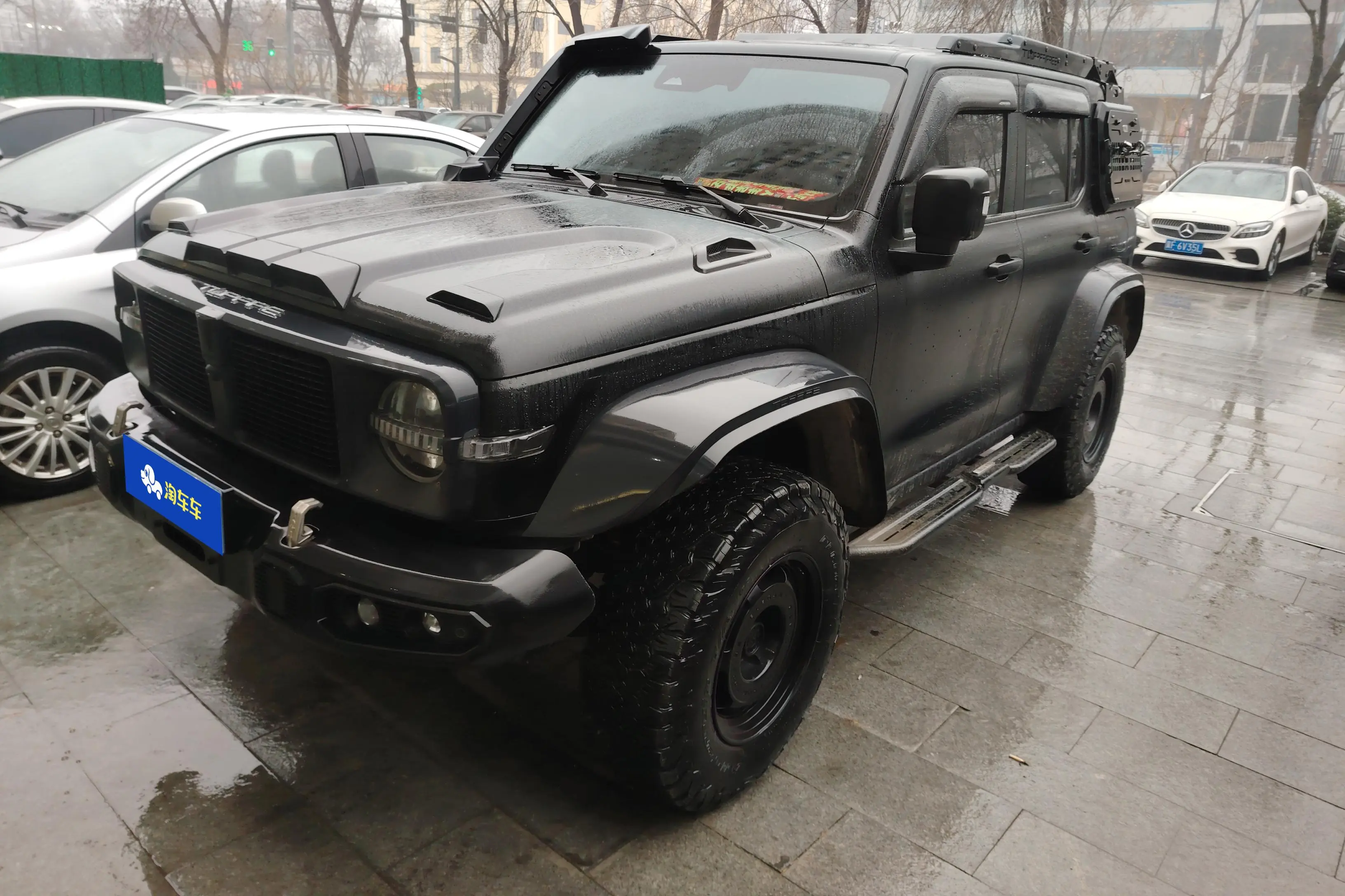 Tank 300  из Китая