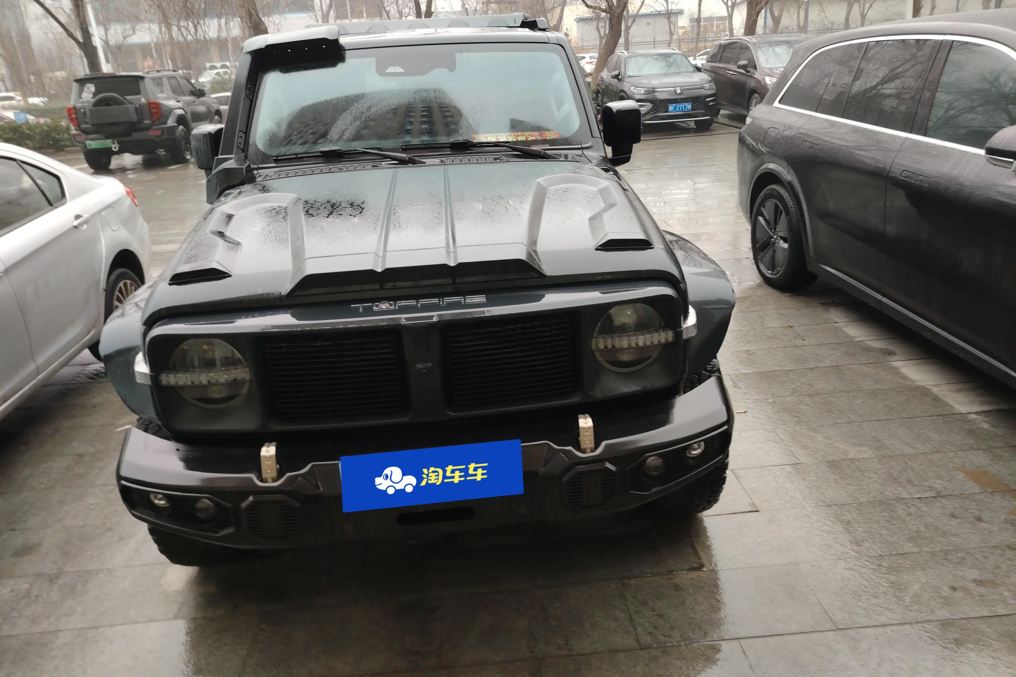 Tank 300  из Китая