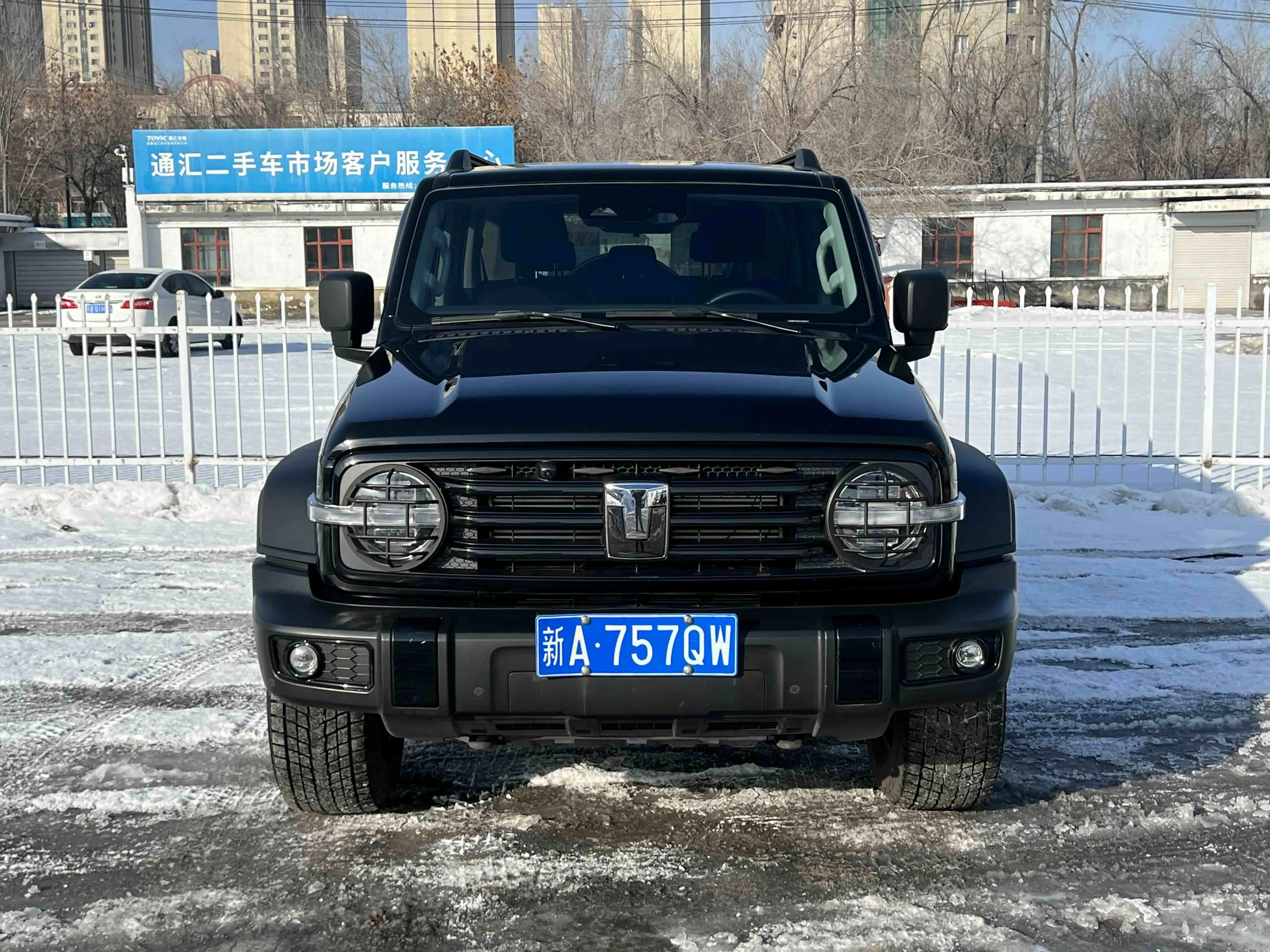 Tank 300  из Китая