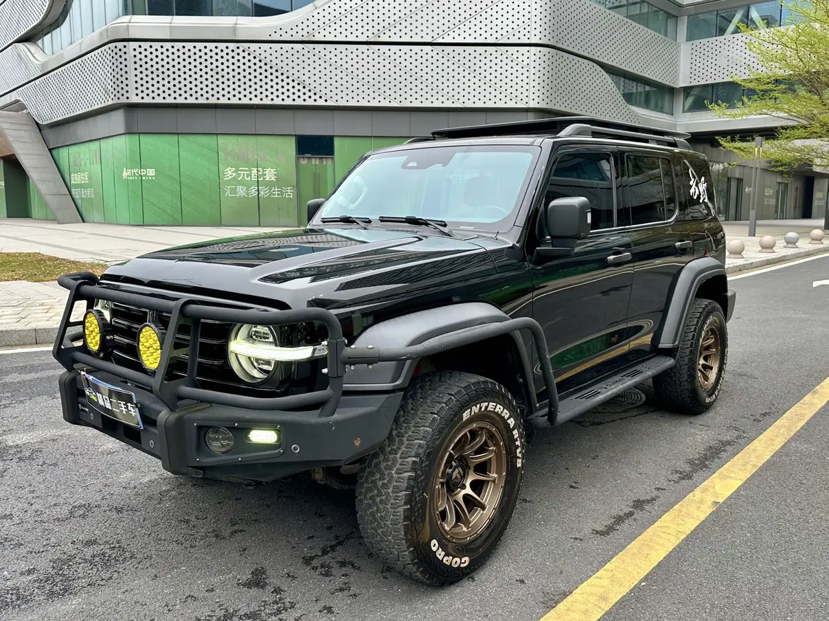 Tank 300  из Китая