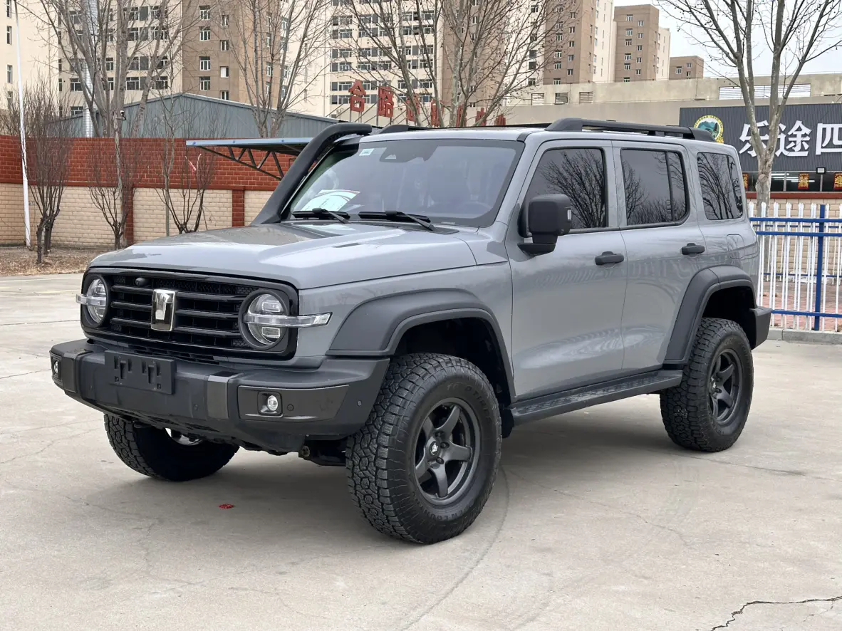 Tank 300  из Китая