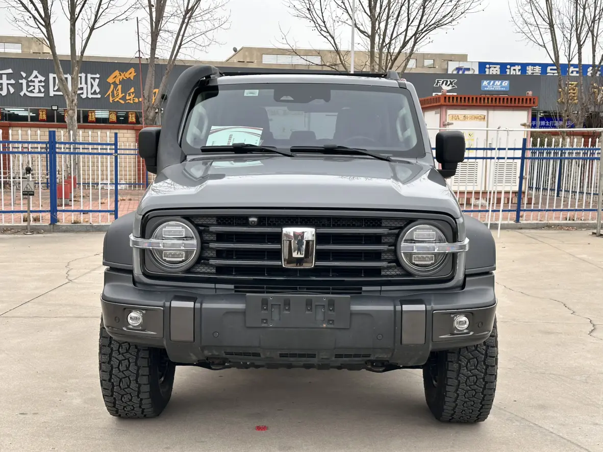 Tank 300  из Китая