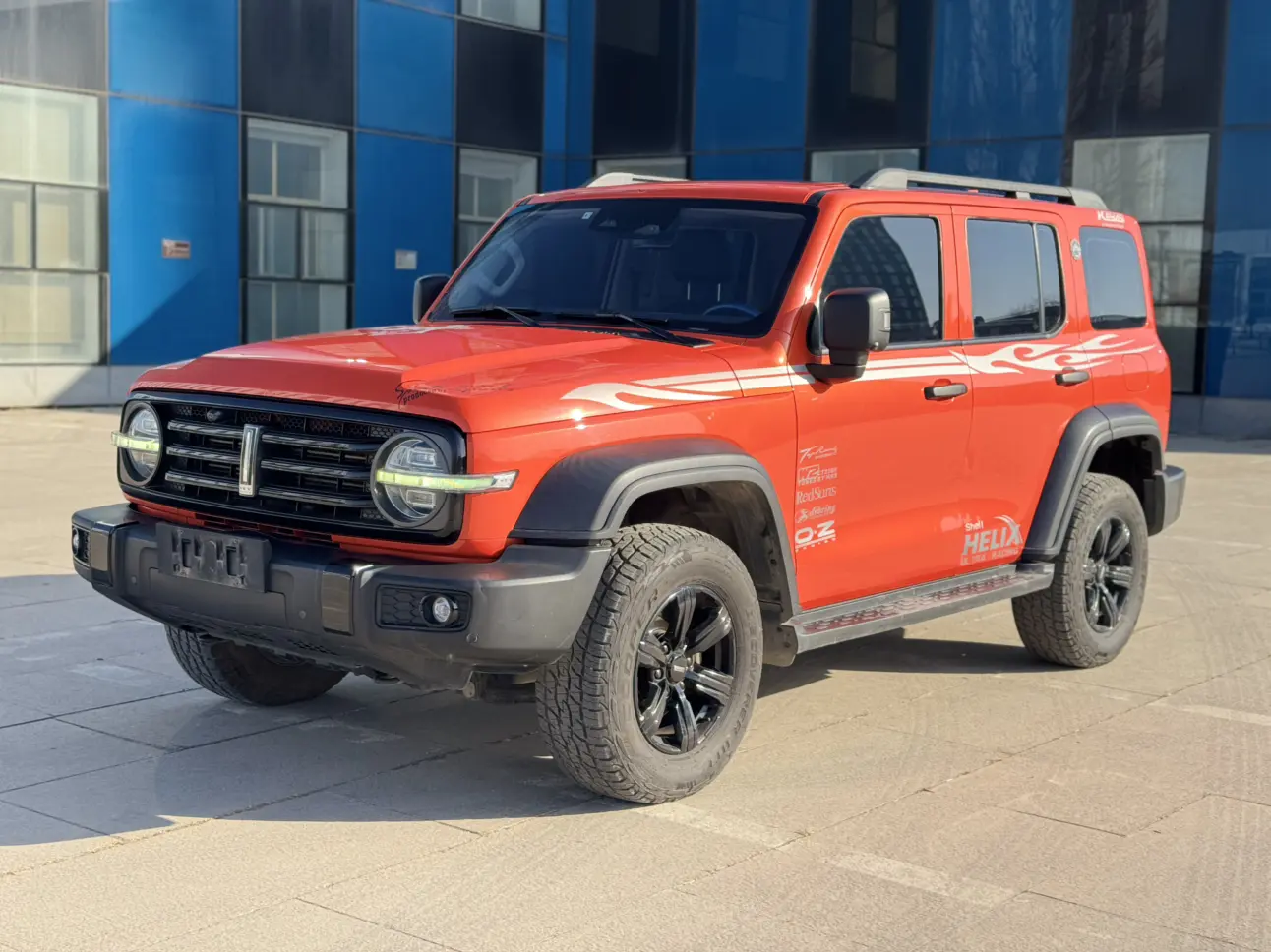 Tank 300  из Китая