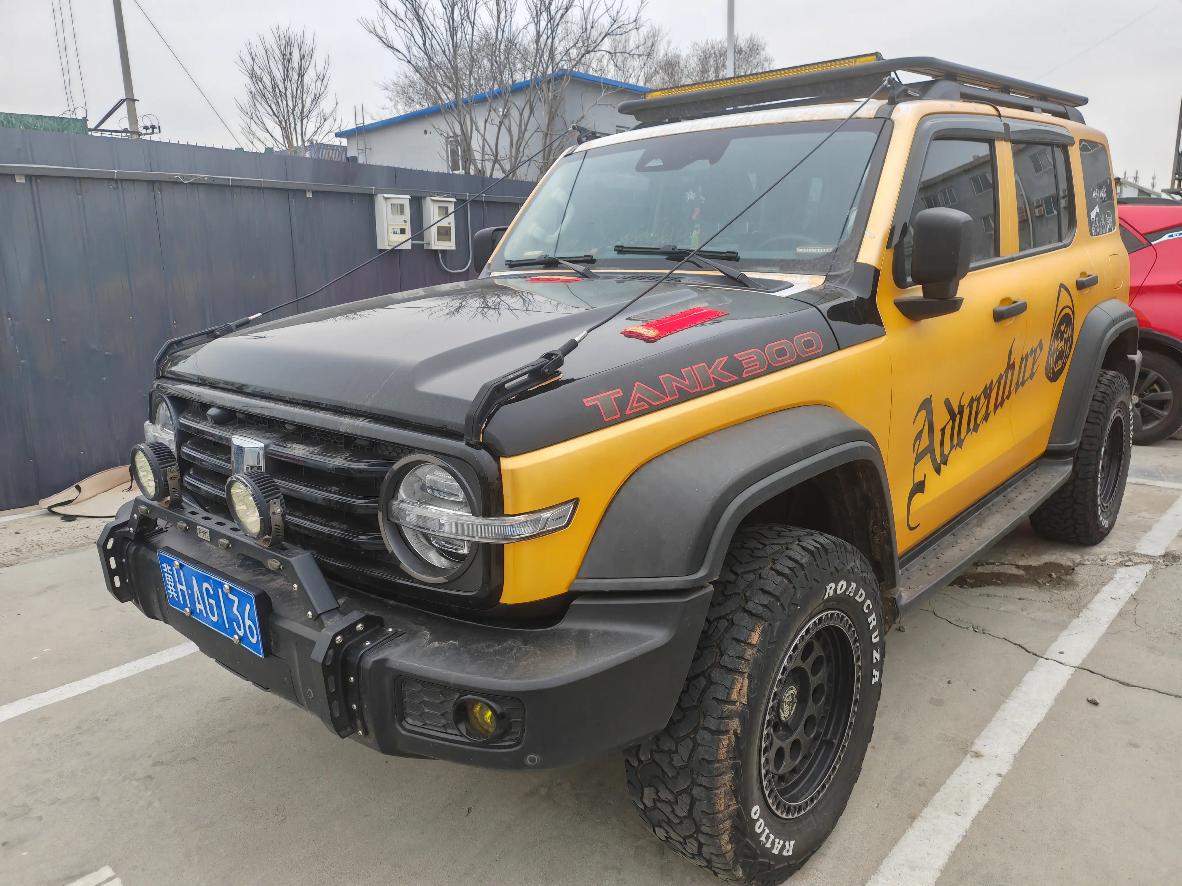 Tank 300  из Китая