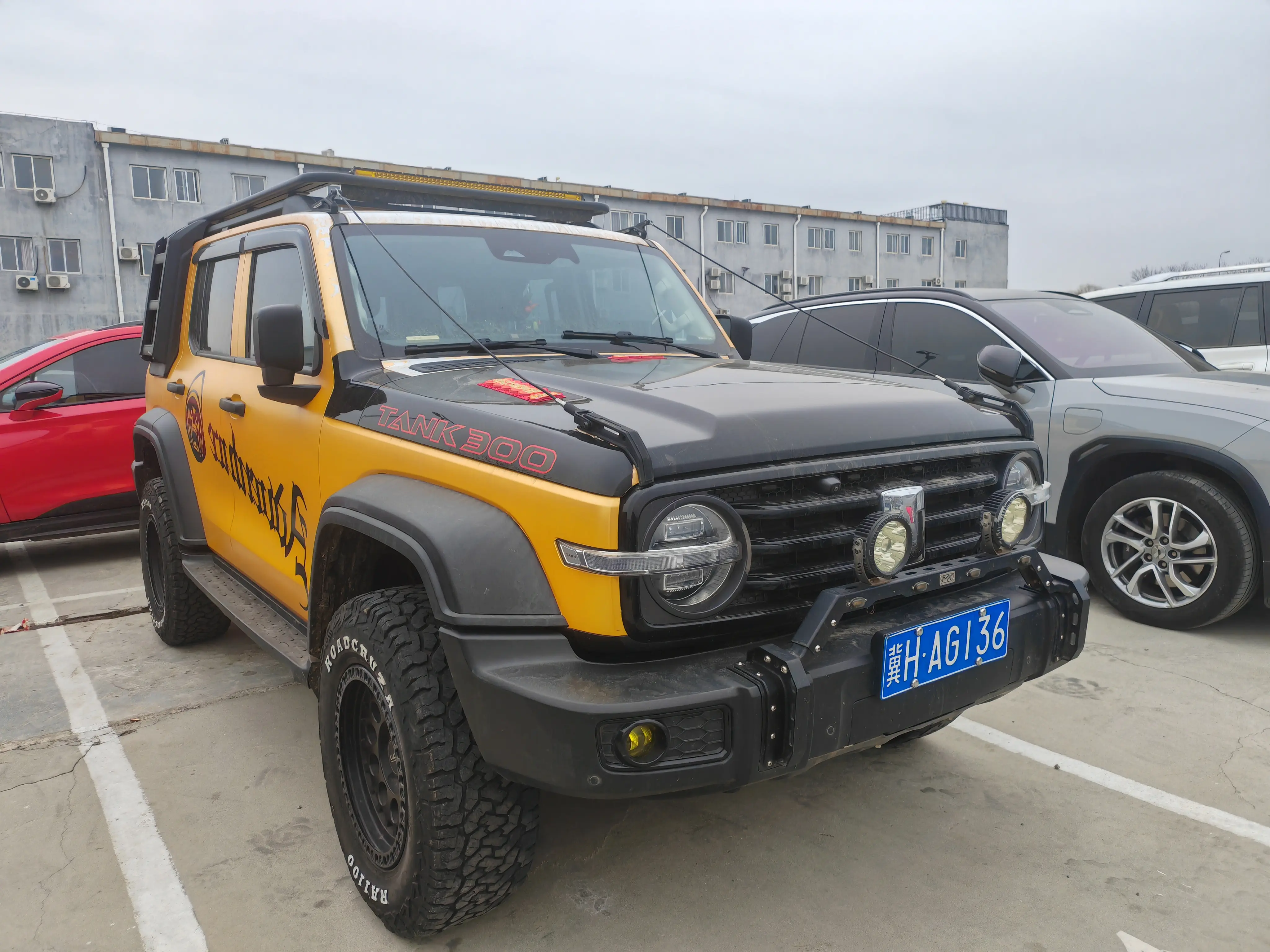 Tank 300  из Китая