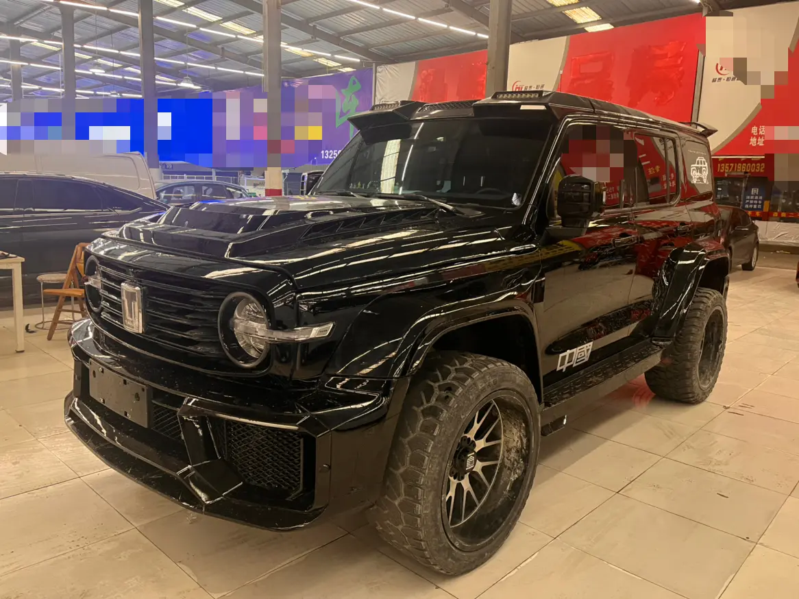 Tank 300  из Китая