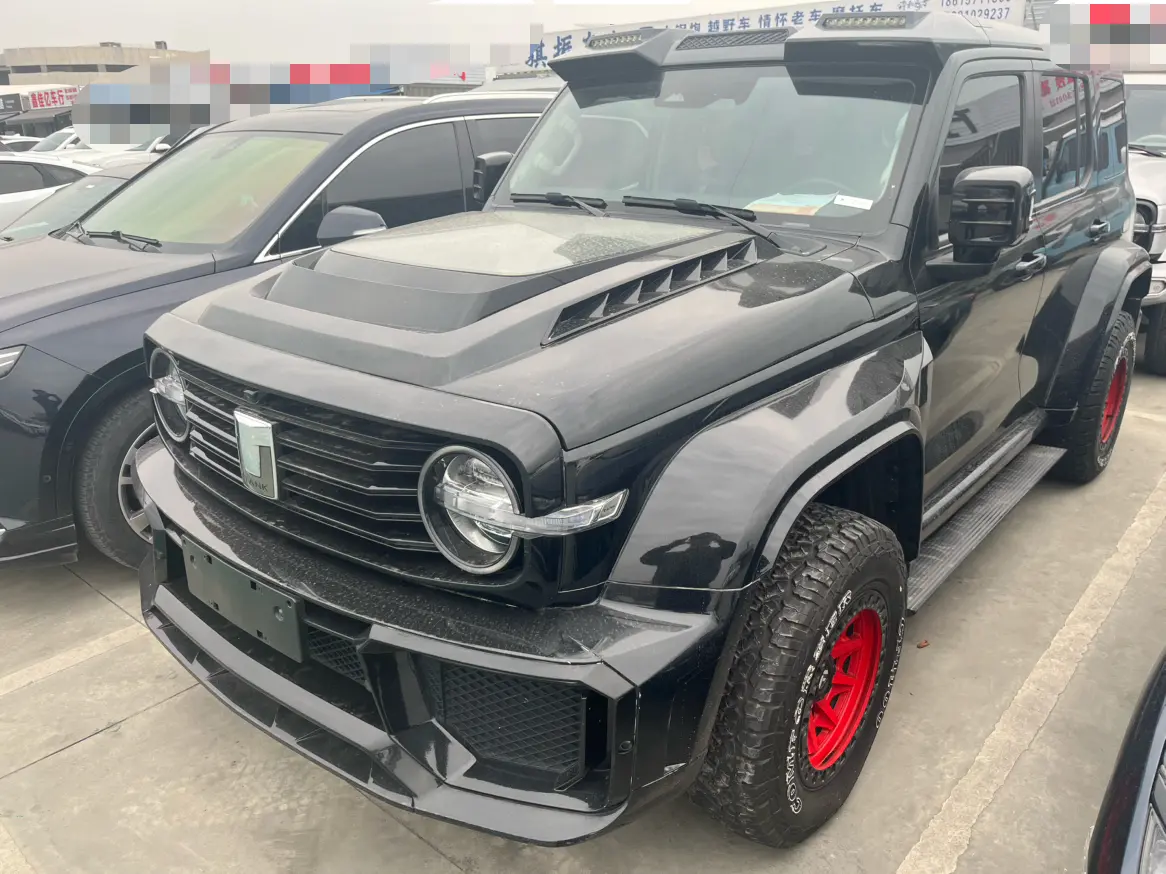 Tank 300  из Китая