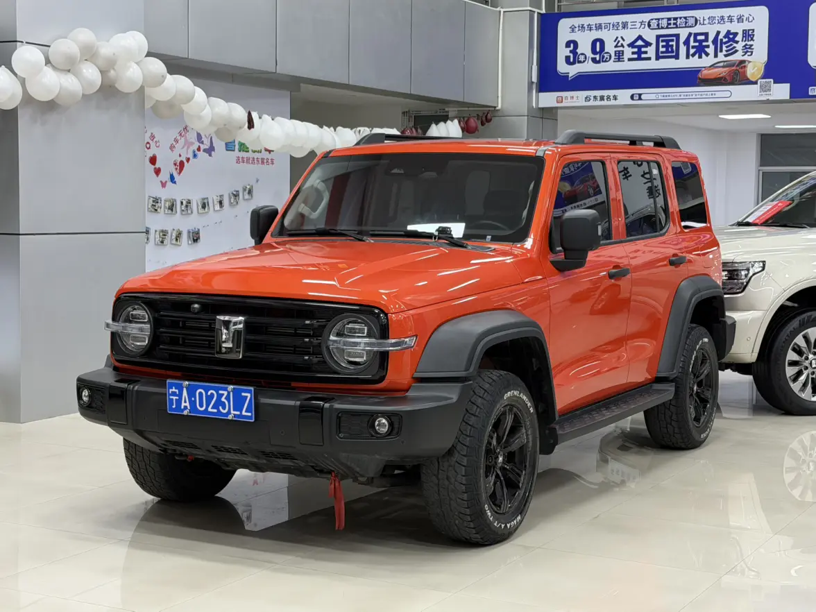 Tank 300  из Китая