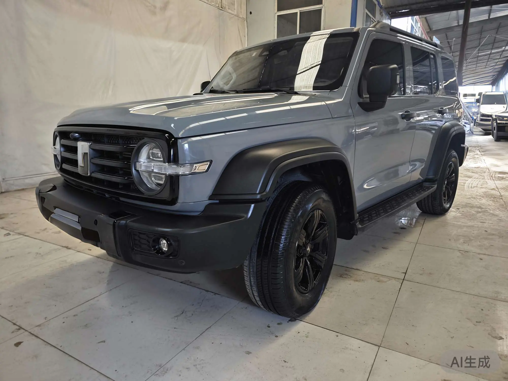 Tank 300  из Китая