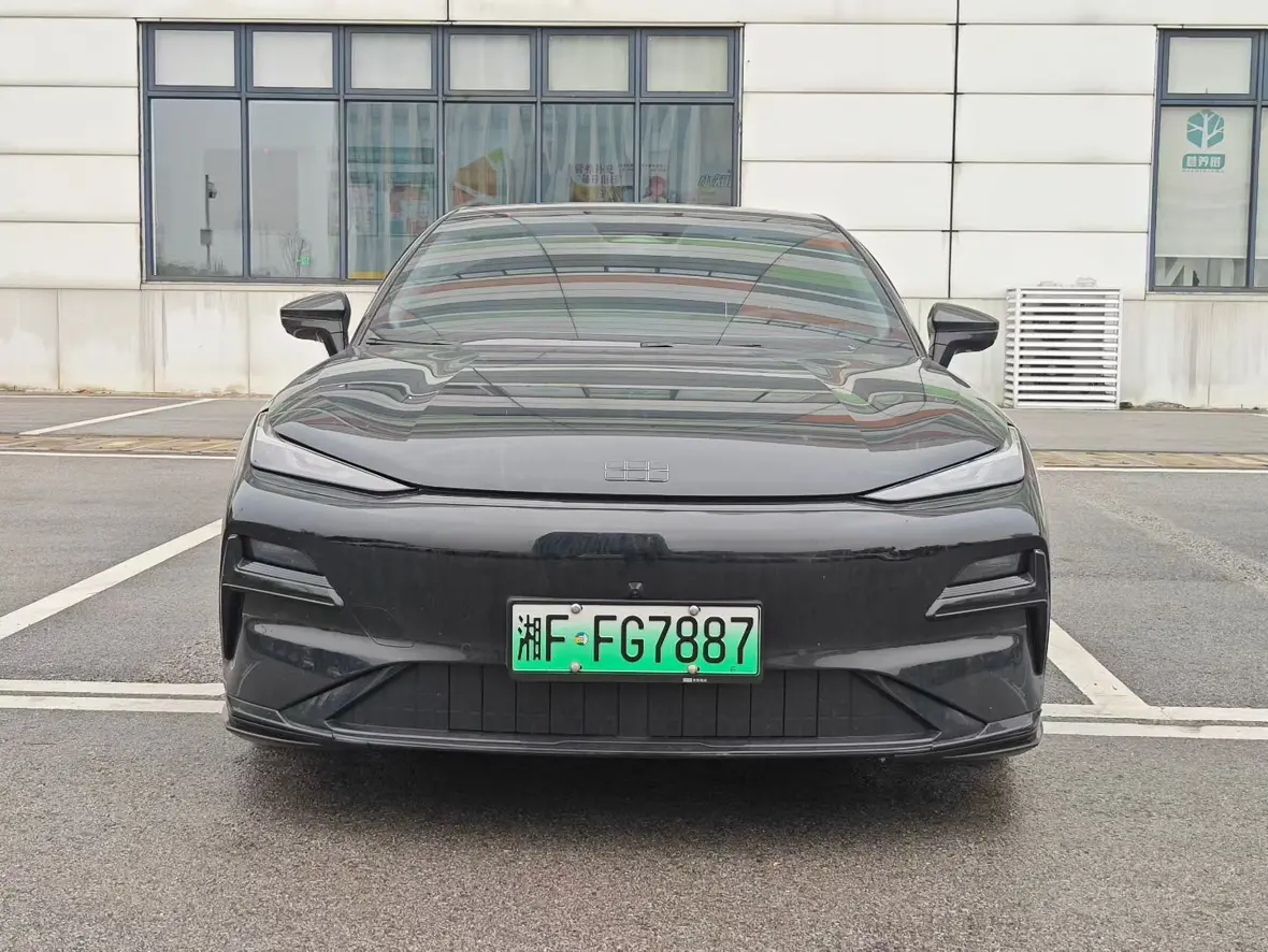 Geely Galaxy Star 8 PHEV  из Китая