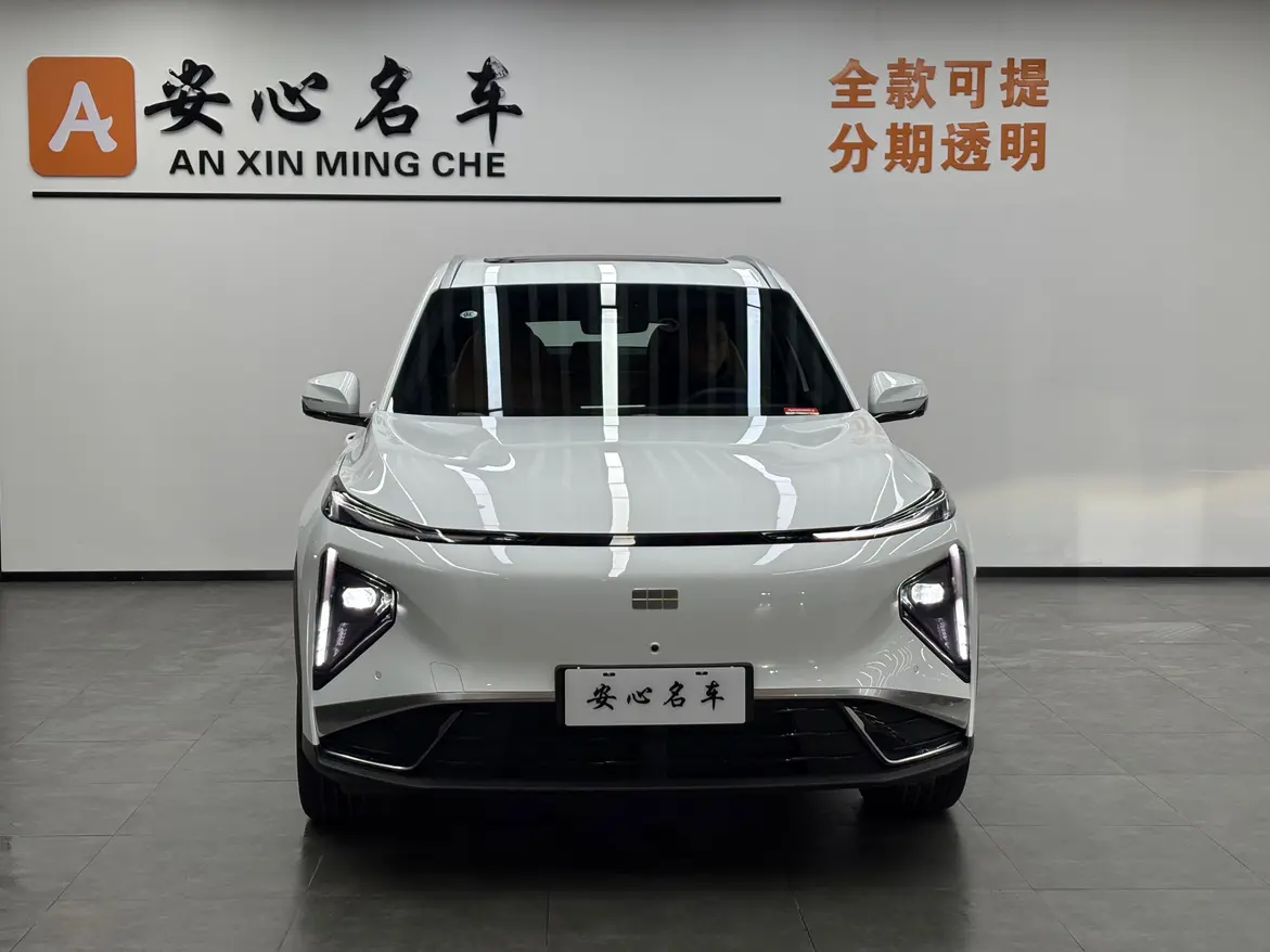 Geely Galaxy L7  из Китая