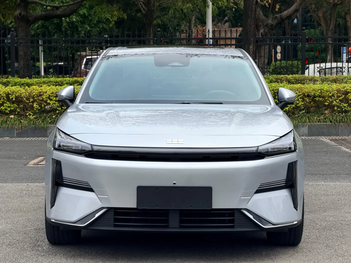 Geely Galaxy L6  из Китая