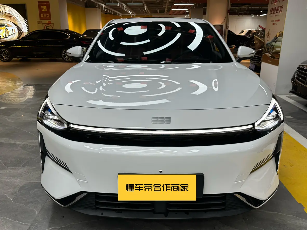 Geely Galaxy L6  из Китая