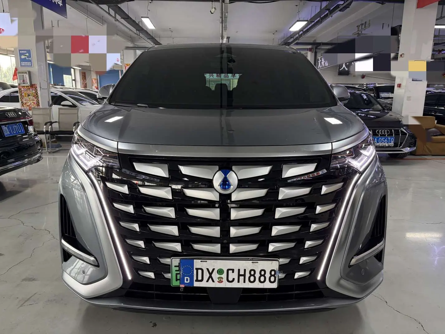 Denza D9 DM  из Китая