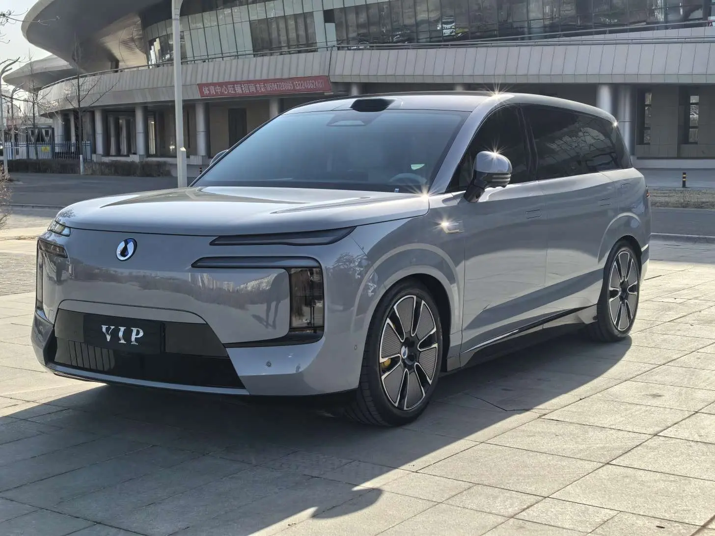 Denza N8L DM  из Китая