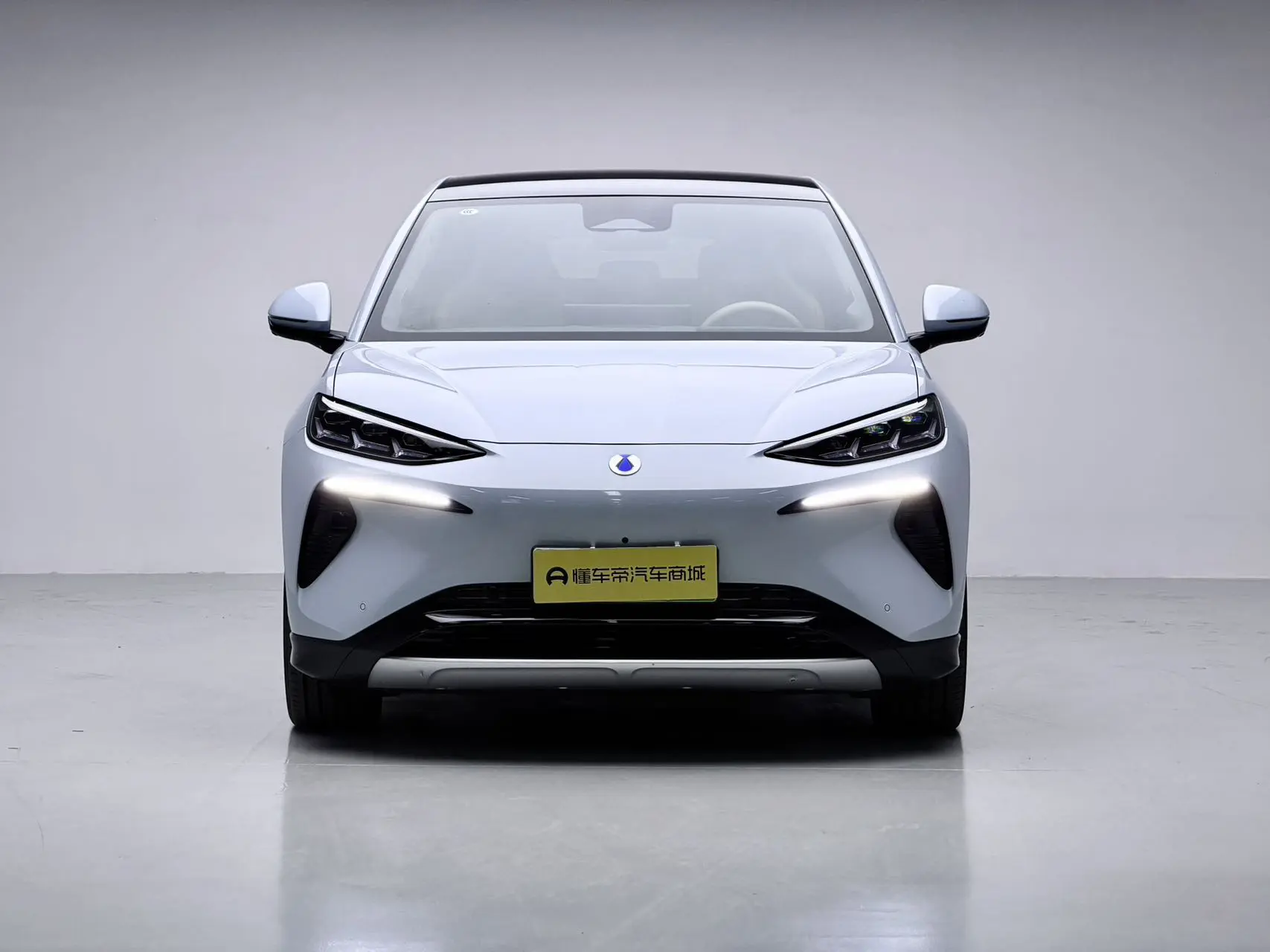 Denza N7  из Китая