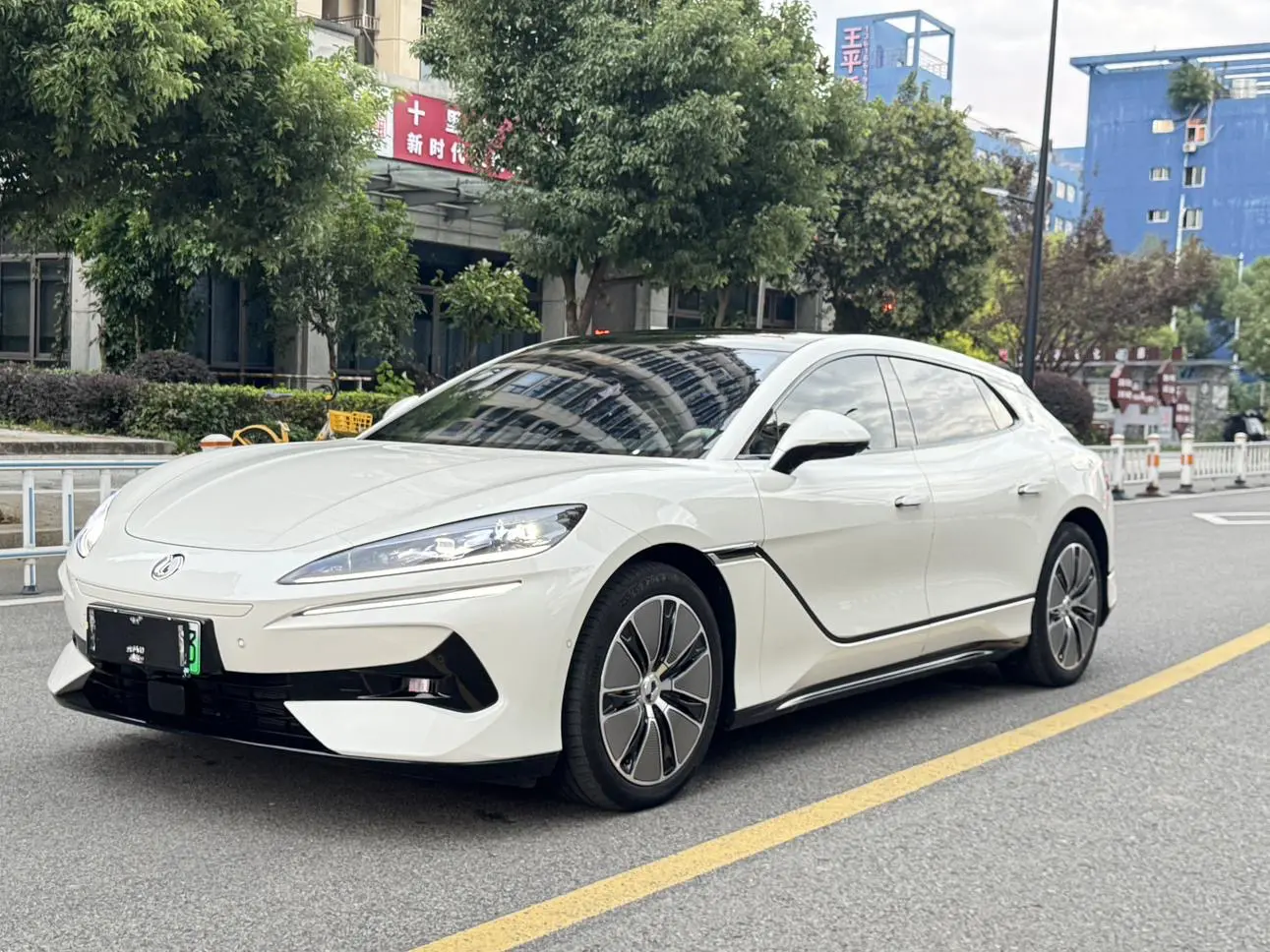 Denza DENGZH9GT DM  из Китая