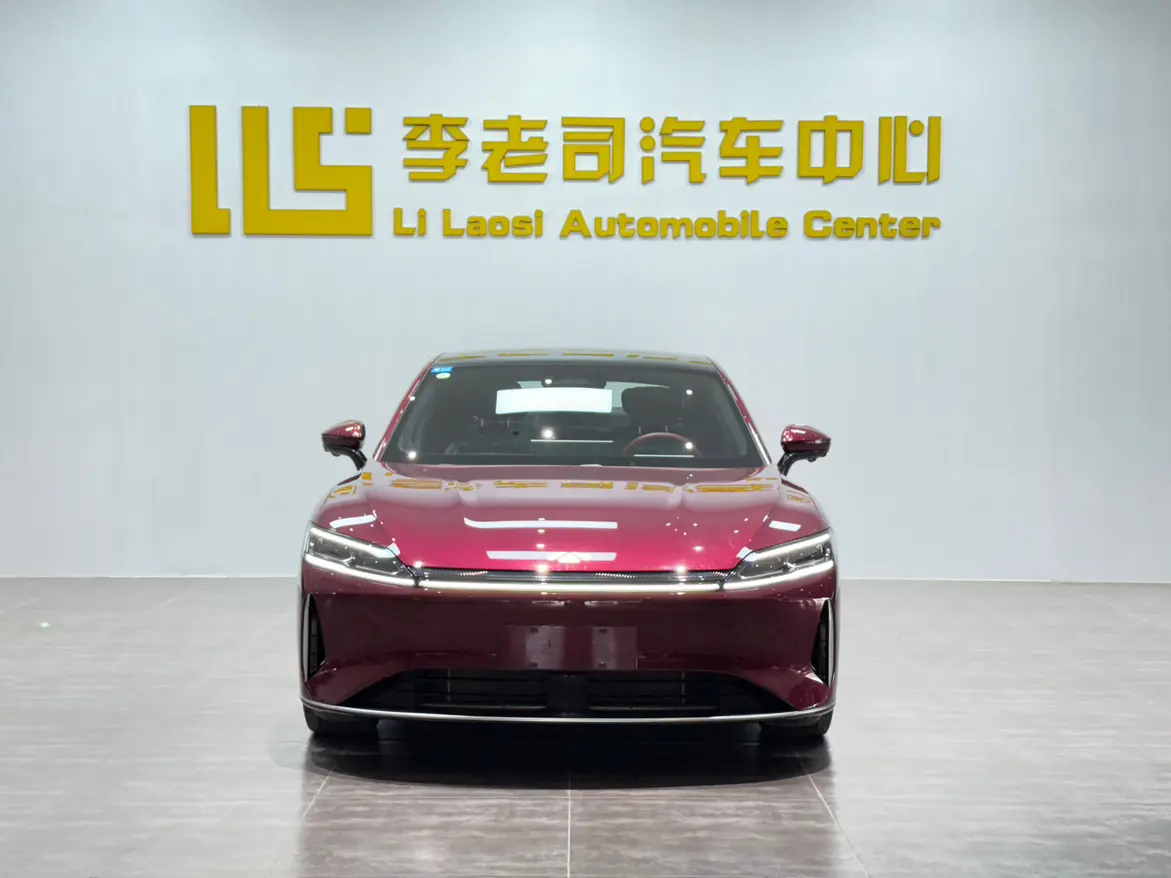 Chery Fengyun A9L  из Китая