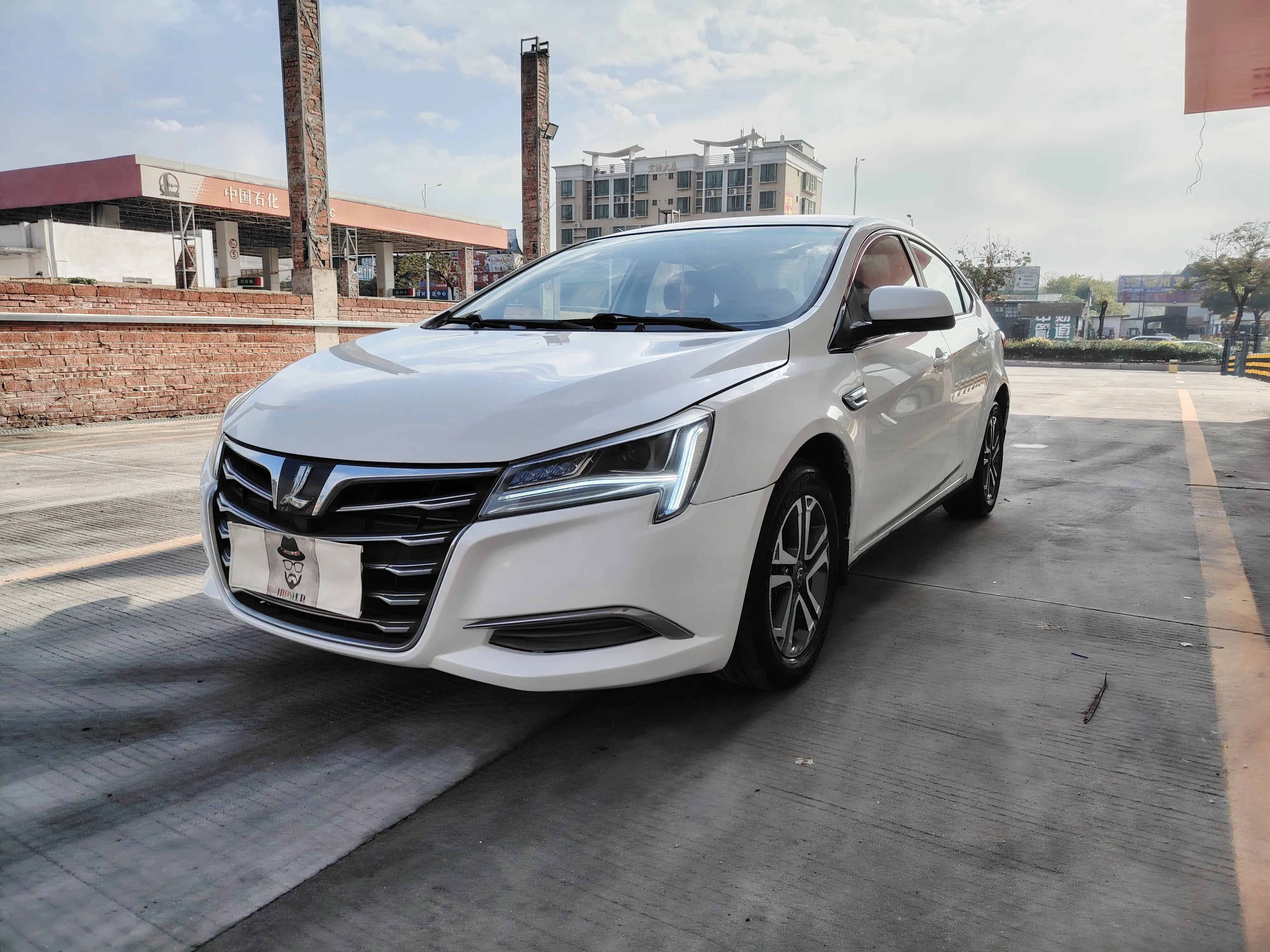 Nazhijie Na5  из Китая