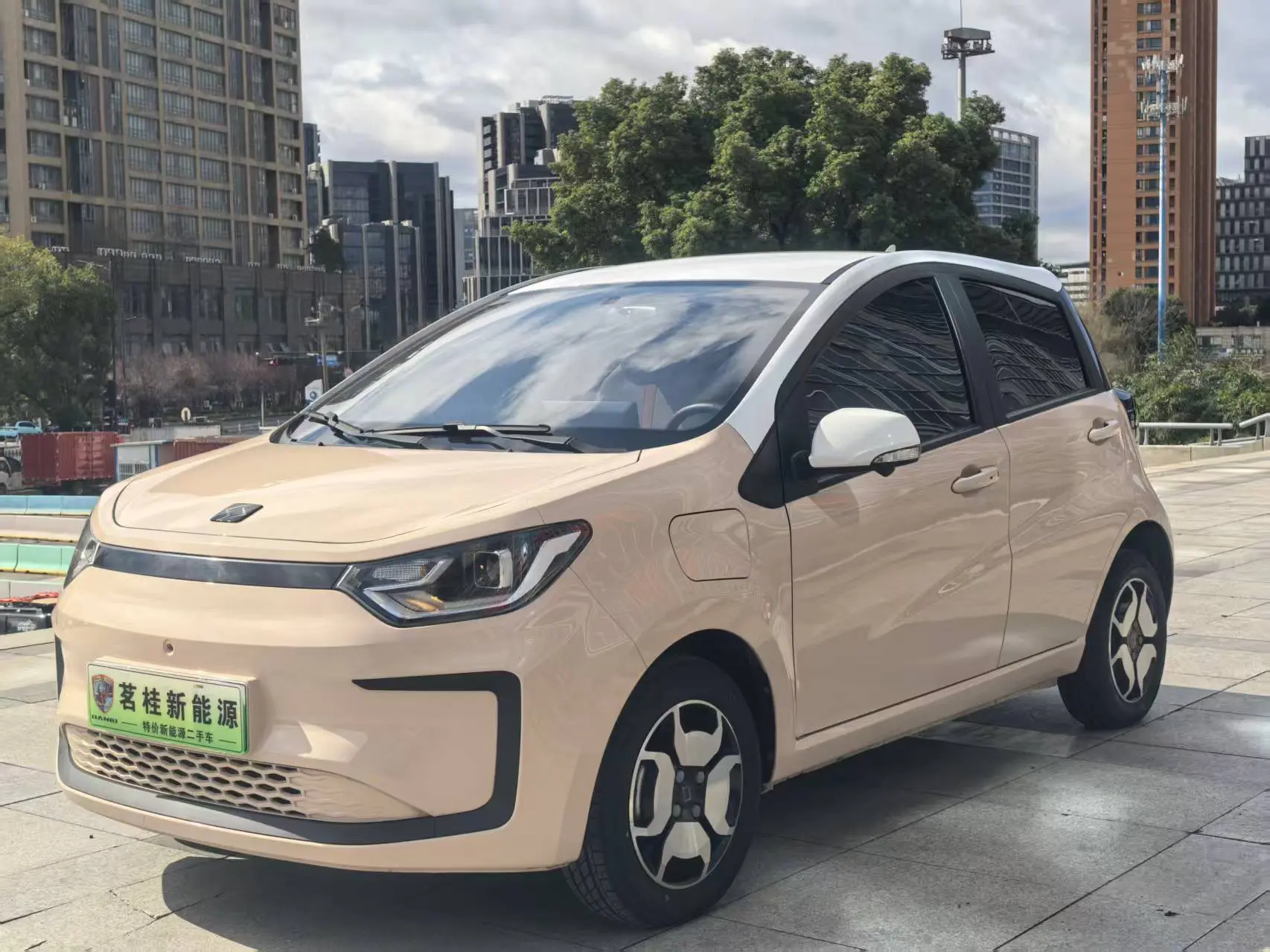 JAC (Sihao) Sihao Flower Fairy  из Китая